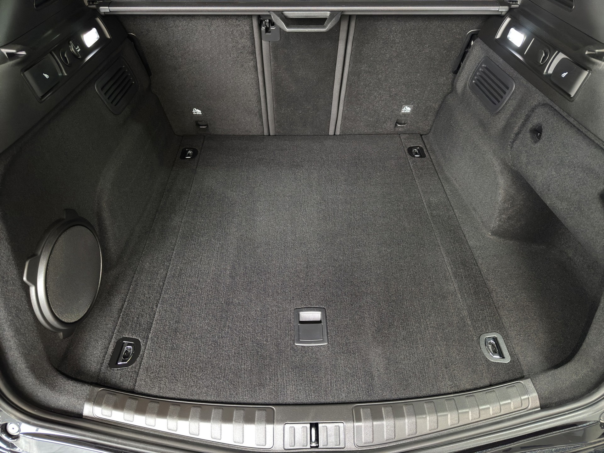 ALFA ROMEO Stelvio 2.2 JTDM Veloce Q4 AT8 "AHK schwenkbar-21"Alu Black"-image-21