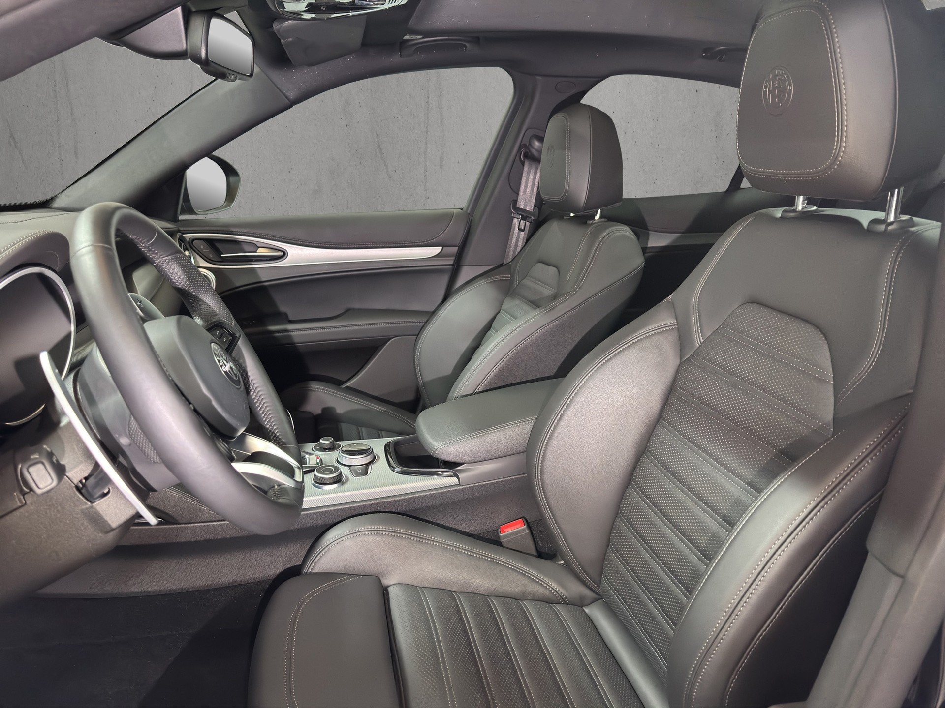 ALFA ROMEO Stelvio 2.2 JTDM Veloce Q4 AT8 "AHK schwenkbar-21"Alu Black"-image-7