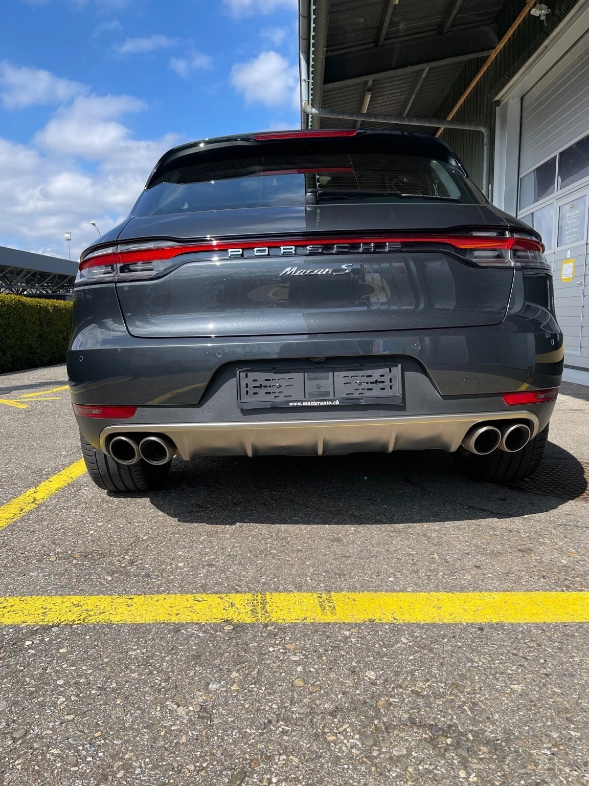 PORSCHE Macan S PDK Automat Allrad 354 PS - CH Auto-image-21