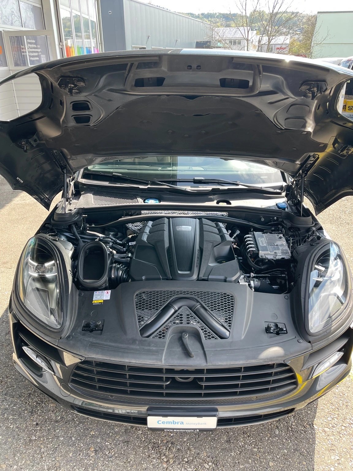 PORSCHE Macan S PDK Automat Allrad 354 PS - CH Auto-image-22