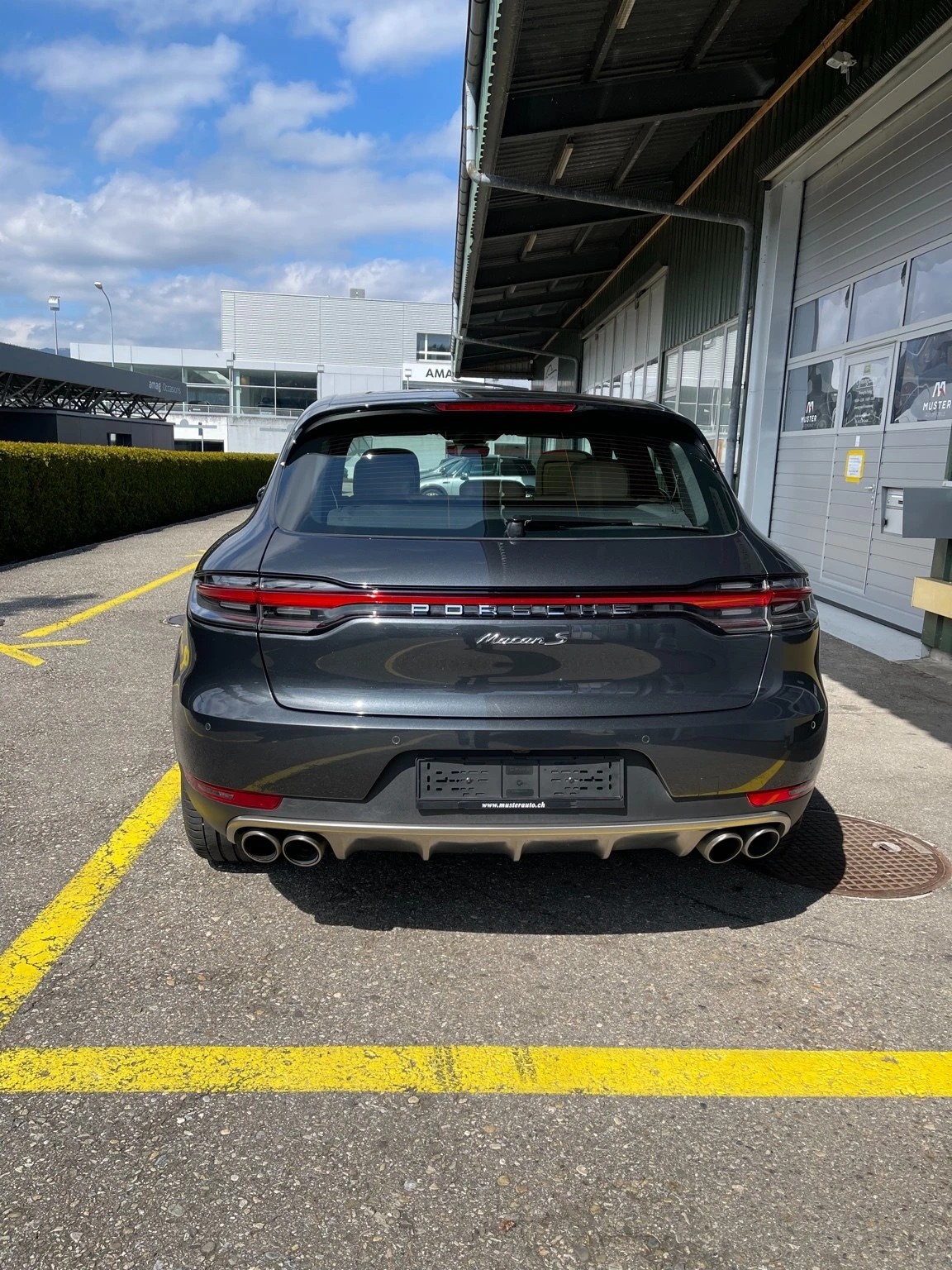 PORSCHE Macan S PDK Automat Allrad 354 PS - CH Auto-image-20