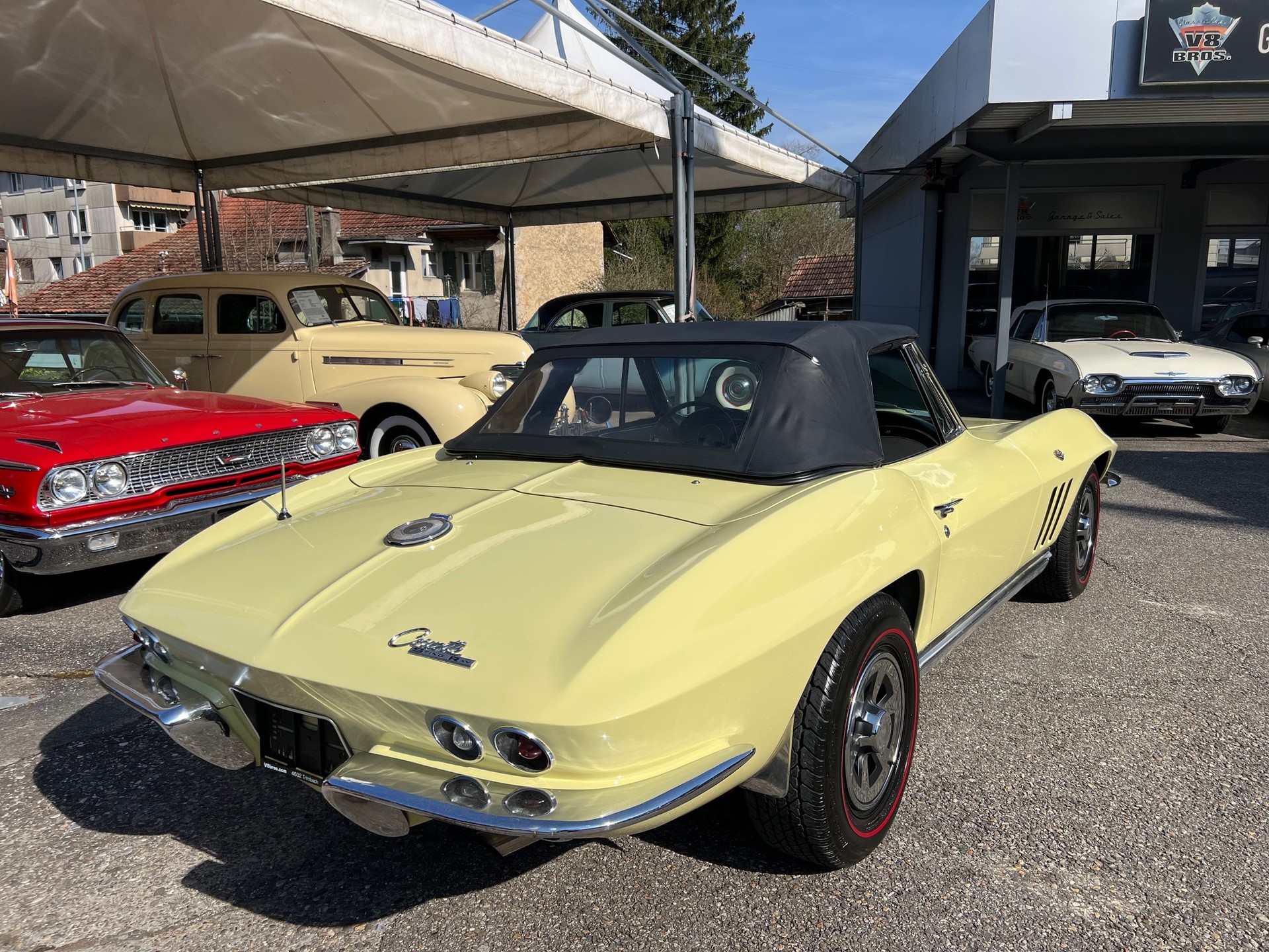 CHEVROLET Corvette C2 Stingray-image-7