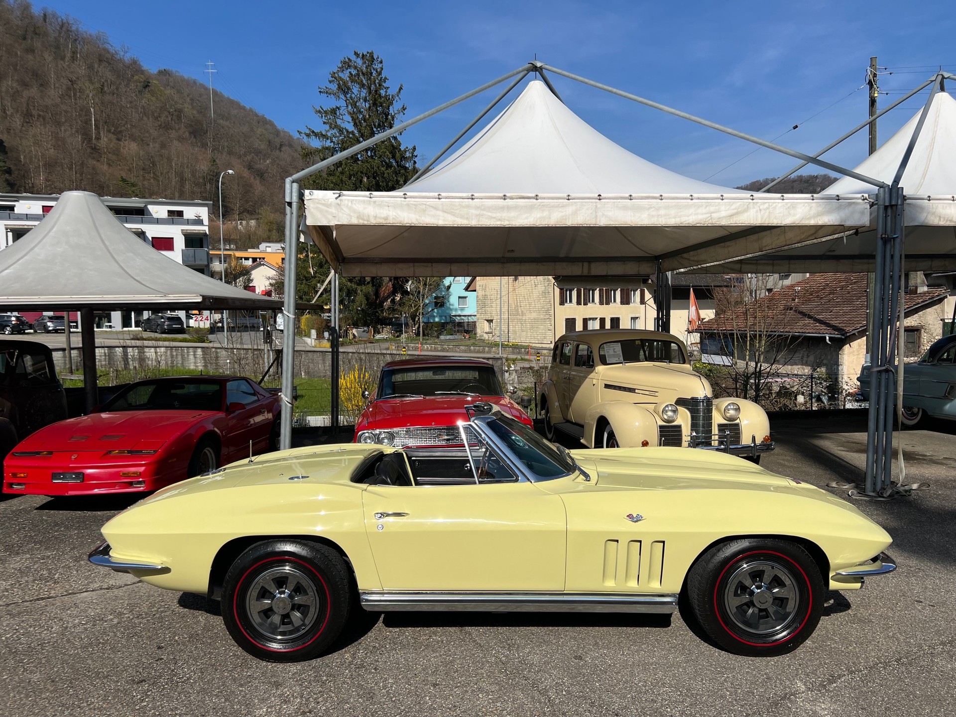 CHEVROLET Corvette C2 Stingray-image-8