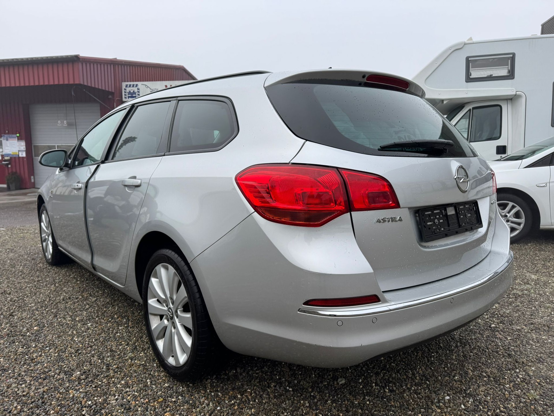 OPEL Astra SportsTourer 1.6 CDTi ecoFLEX Active Edition-image-5