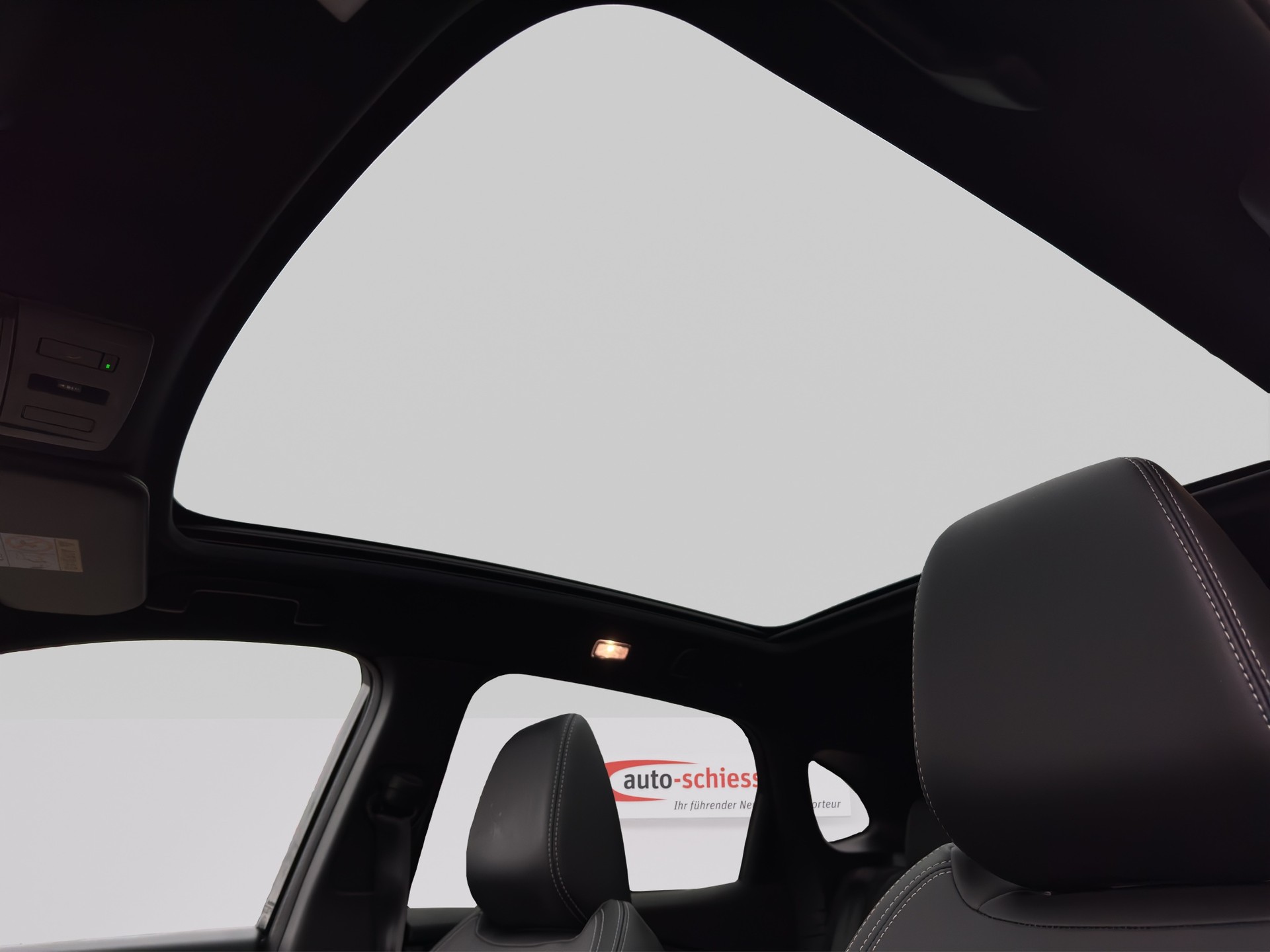 NISSAN Qashqai 1.3 DIG-T MHEV Tekna+ Xtronic-image-17