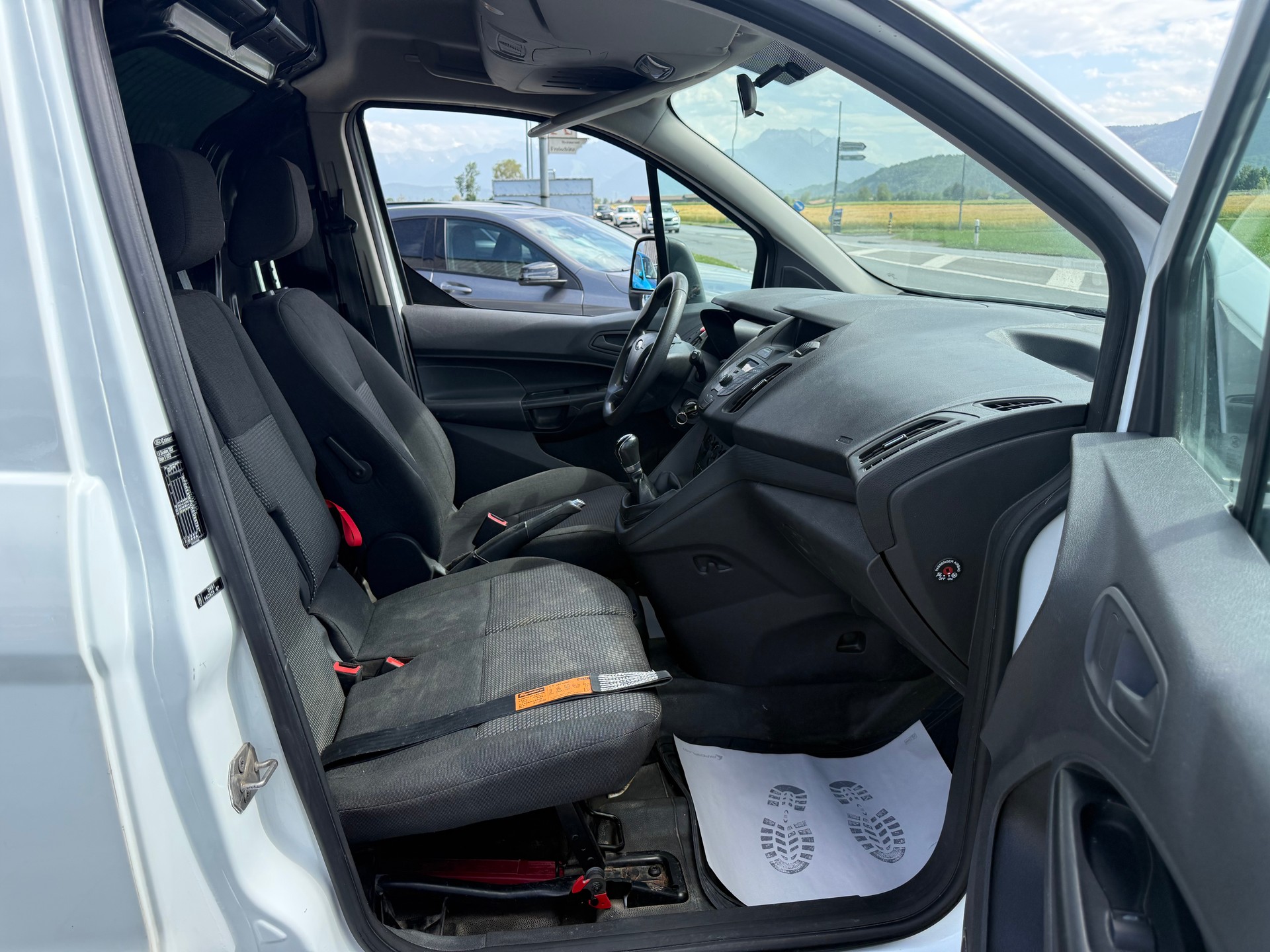 FORD Transit Connect Van T220 1.6 TDCi Trend-image-11