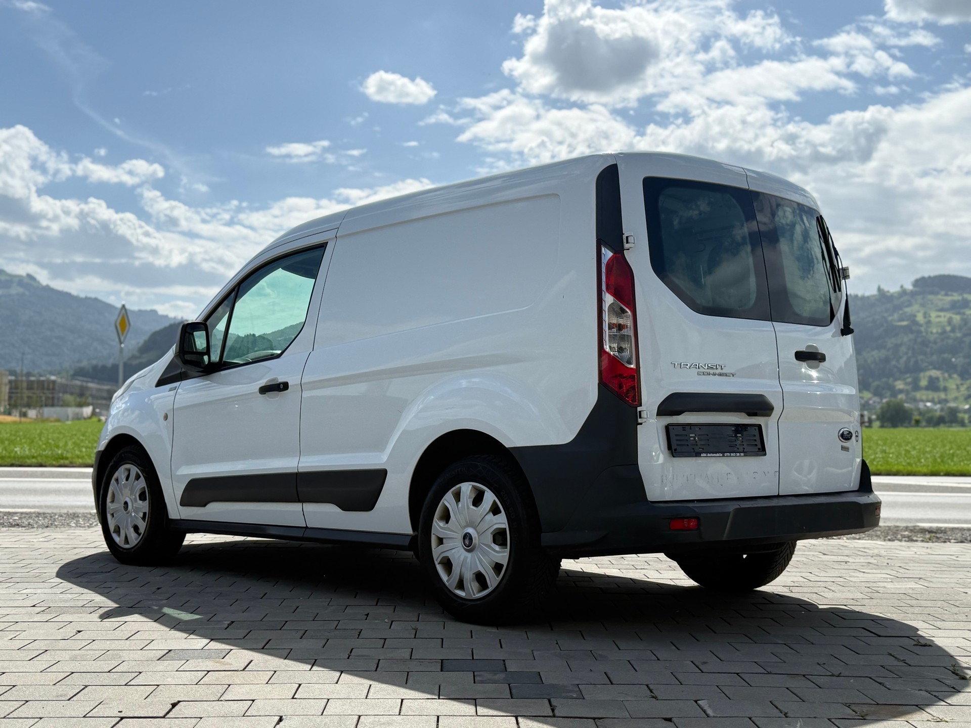 FORD Transit Connect Van T220 1.6 TDCi Trend-image-8
