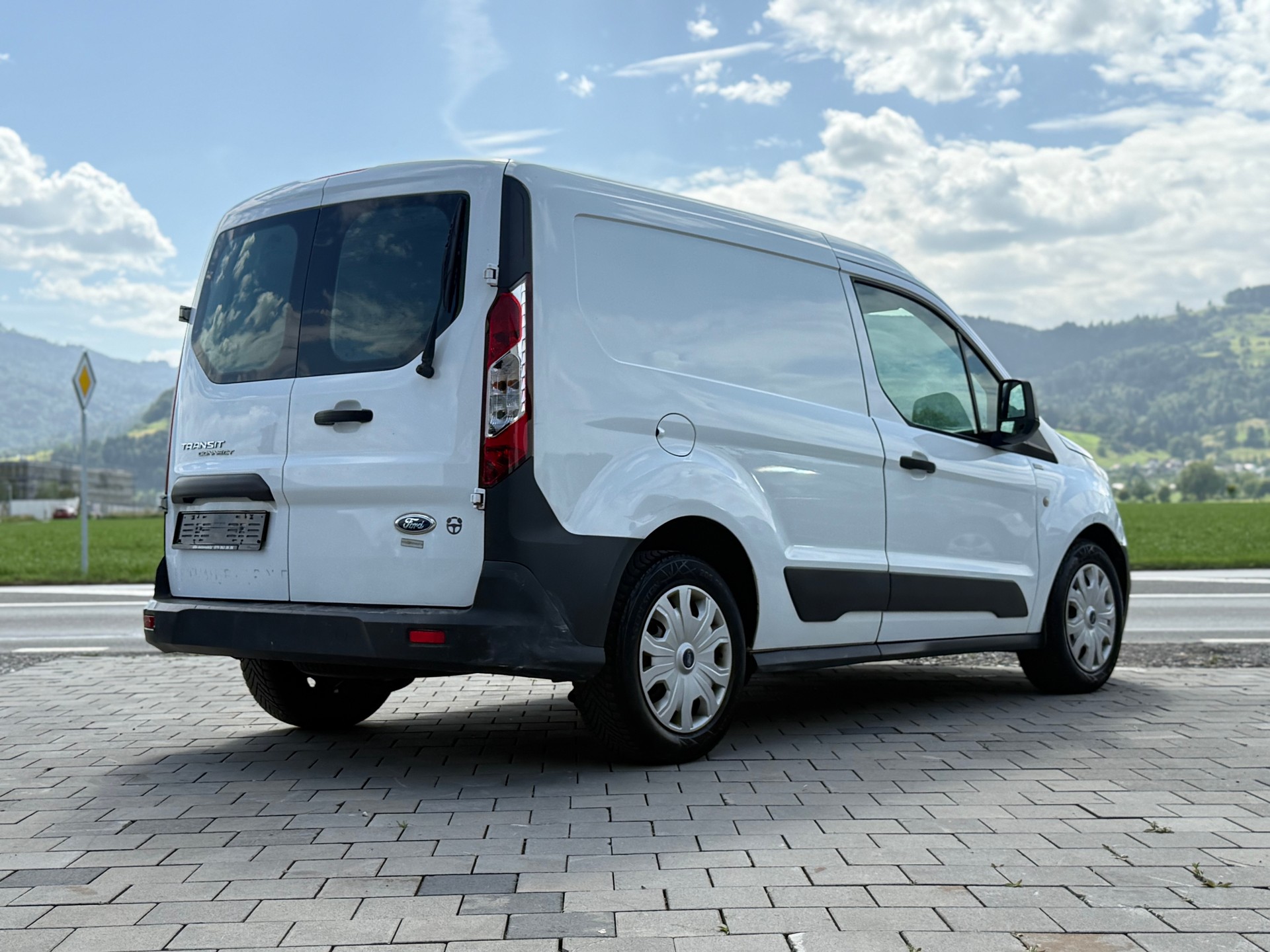 FORD Transit Connect Van T220 1.6 TDCi Trend-image-5