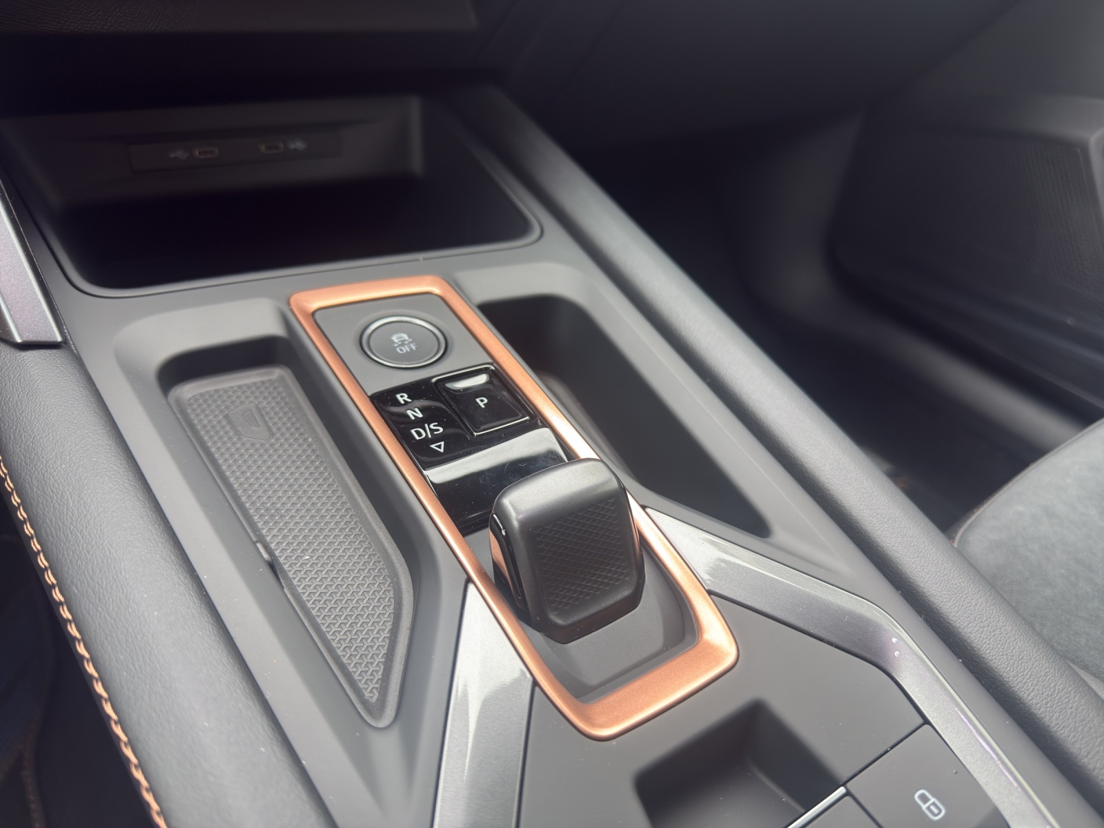 CUPRA Formentor 1.5 TSI Prime Edition DSG-image-13