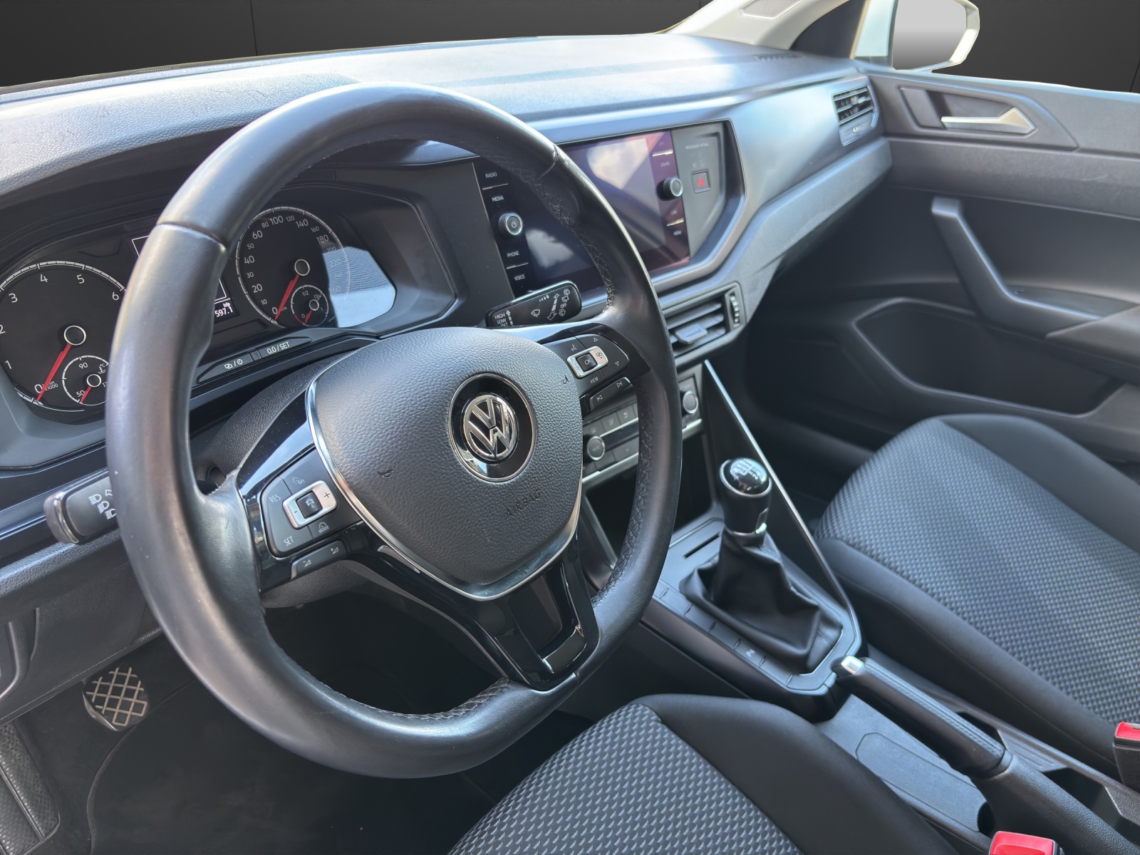 VW Polo 1.0 TSI BMT Highline DSG-image-3