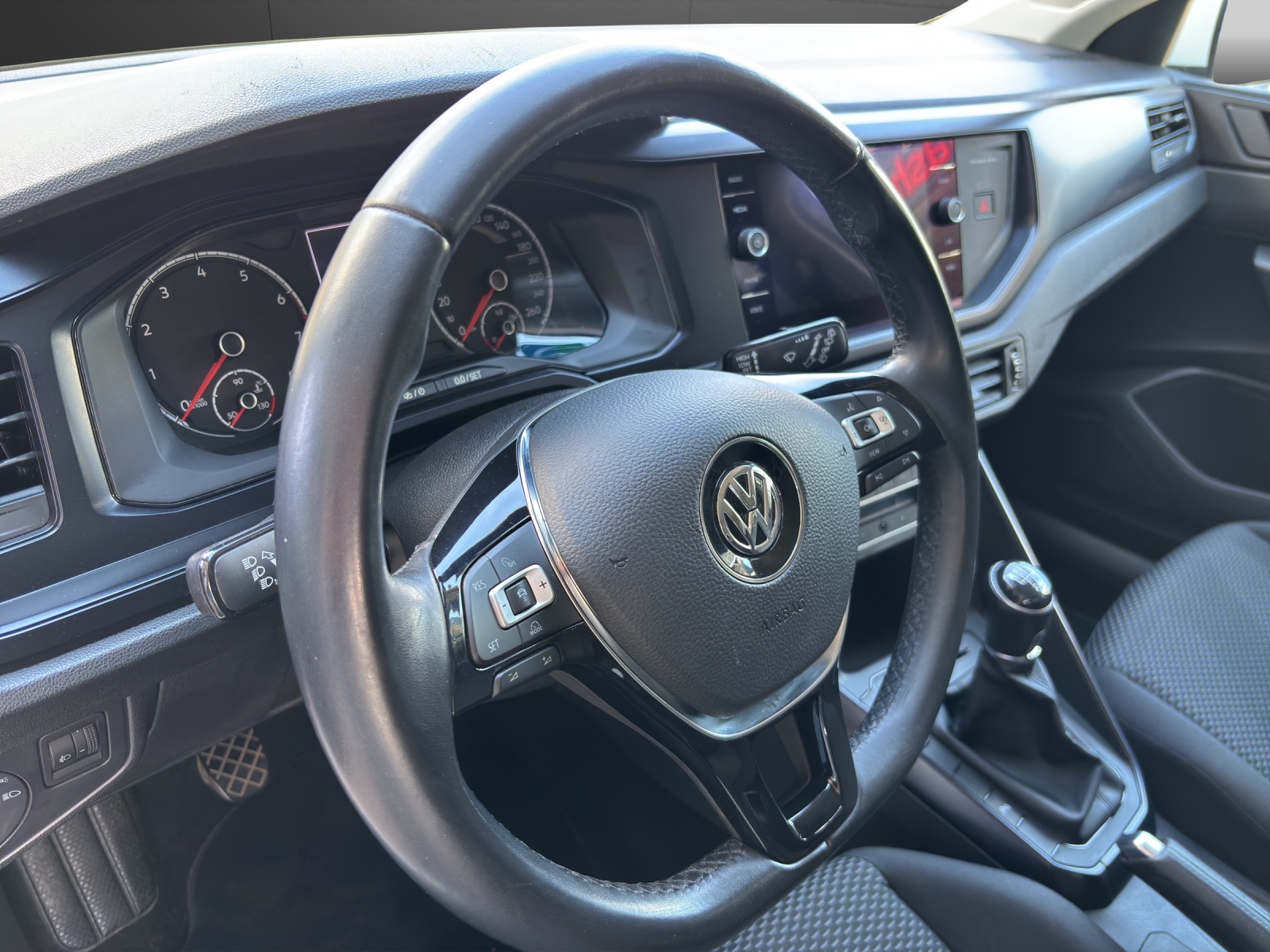 VW Polo 1.0 TSI BMT Highline DSG-image-4