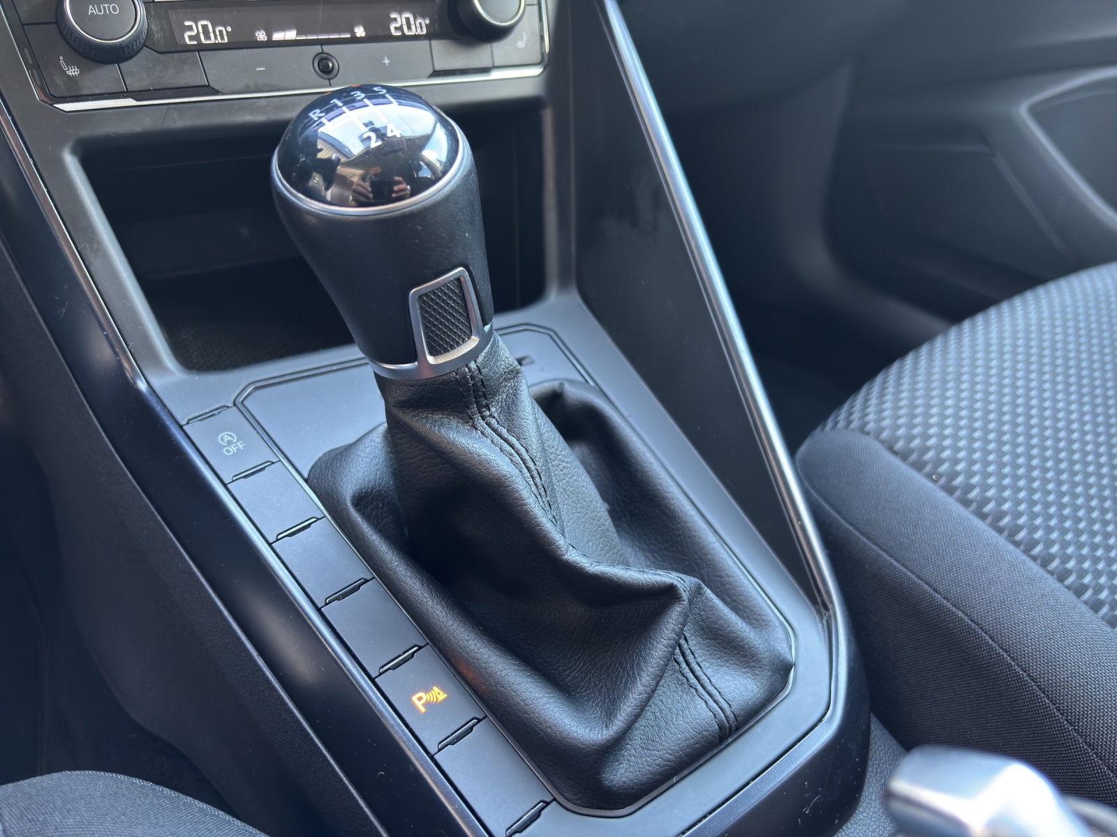 VW Polo 1.0 TSI BMT Highline DSG-image-9