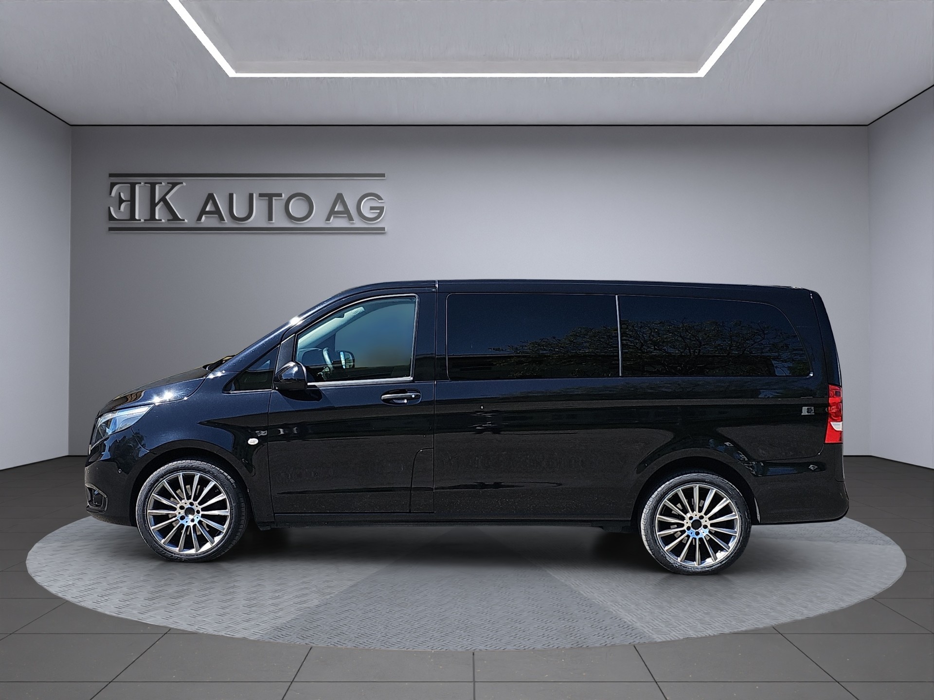 MERCEDES-BENZ Vito 116 CDI Lang Select Tourer 9G-Tronic-image-1