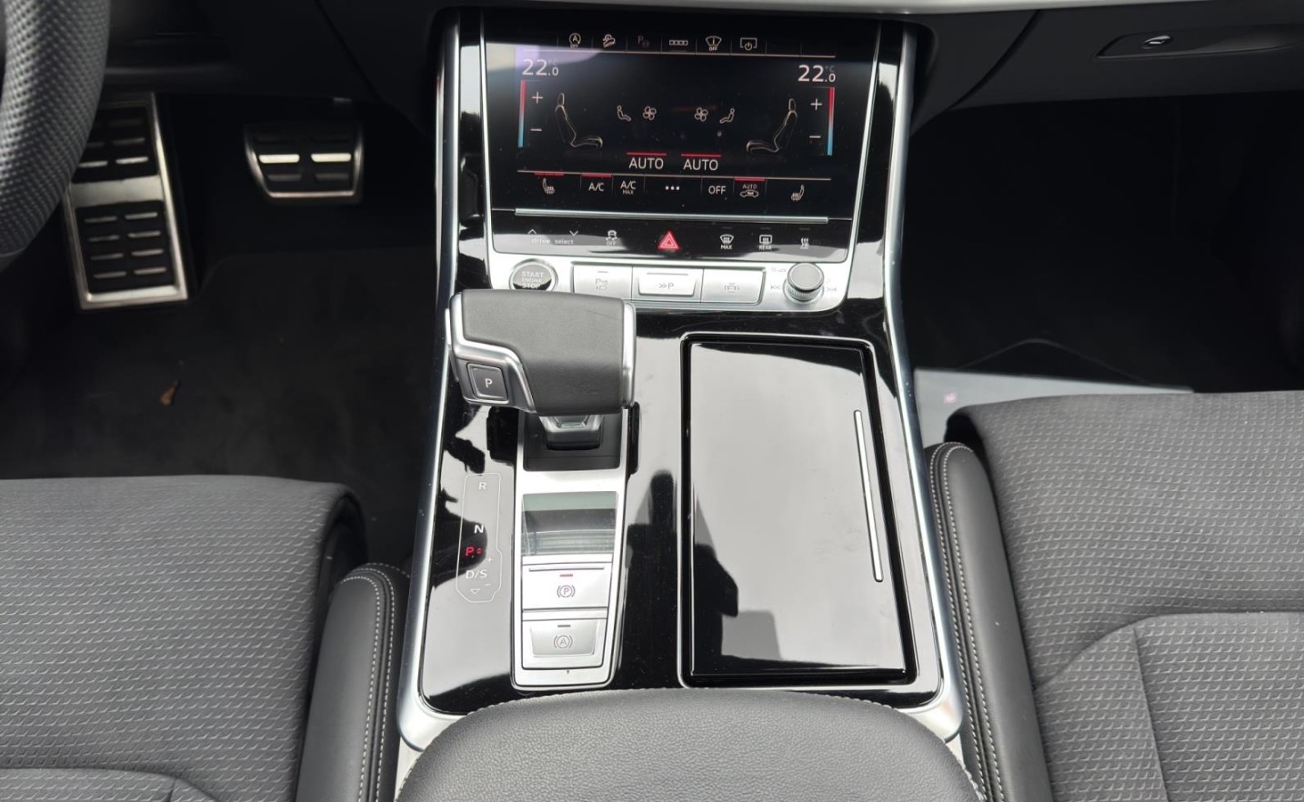 AUDI Q7 50 TDI quattro S Line tiptronic-image-11