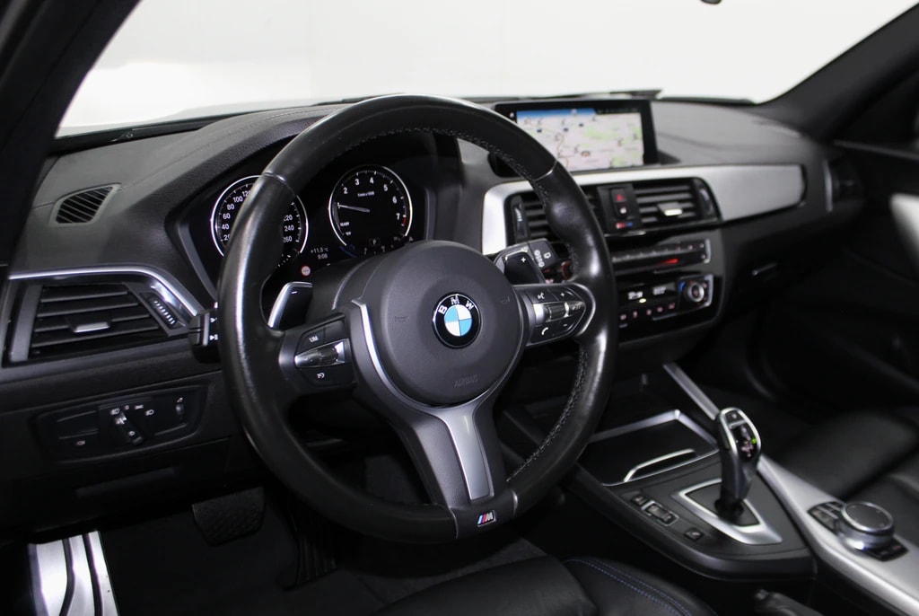BMW M140i xDrive Steptronic / CH-Fahrzeug-image-10