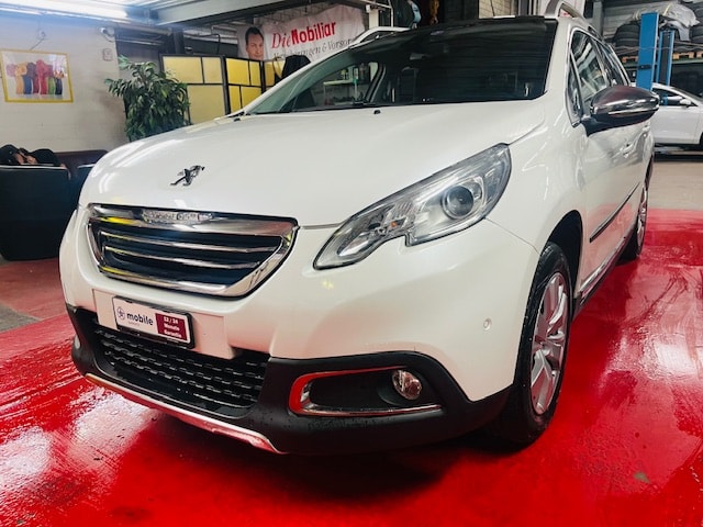 PEUGEOT 2008 1.6 VTI Allure-image-0