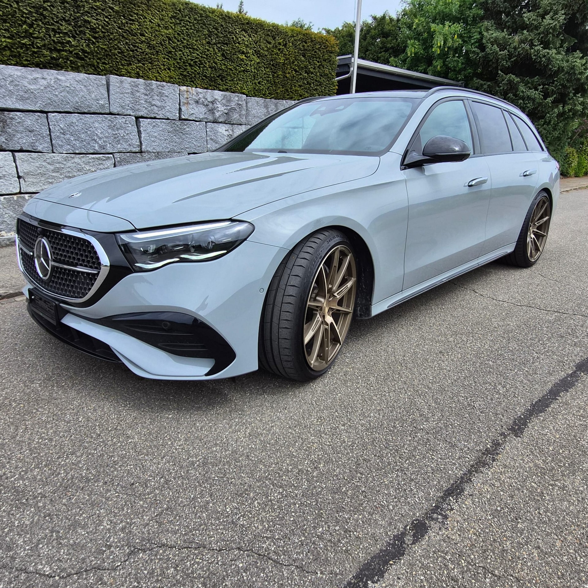 MERCEDES-BENZ E 450 d AMG Line 4matic-image-1