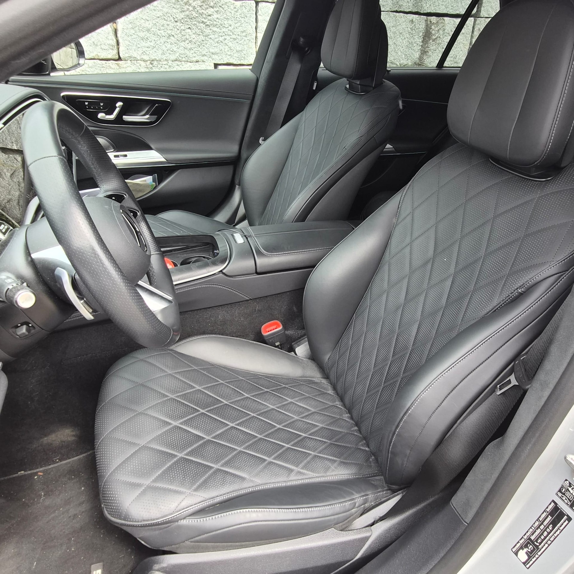 MERCEDES-BENZ E 450 d AMG Line 4matic-image-6