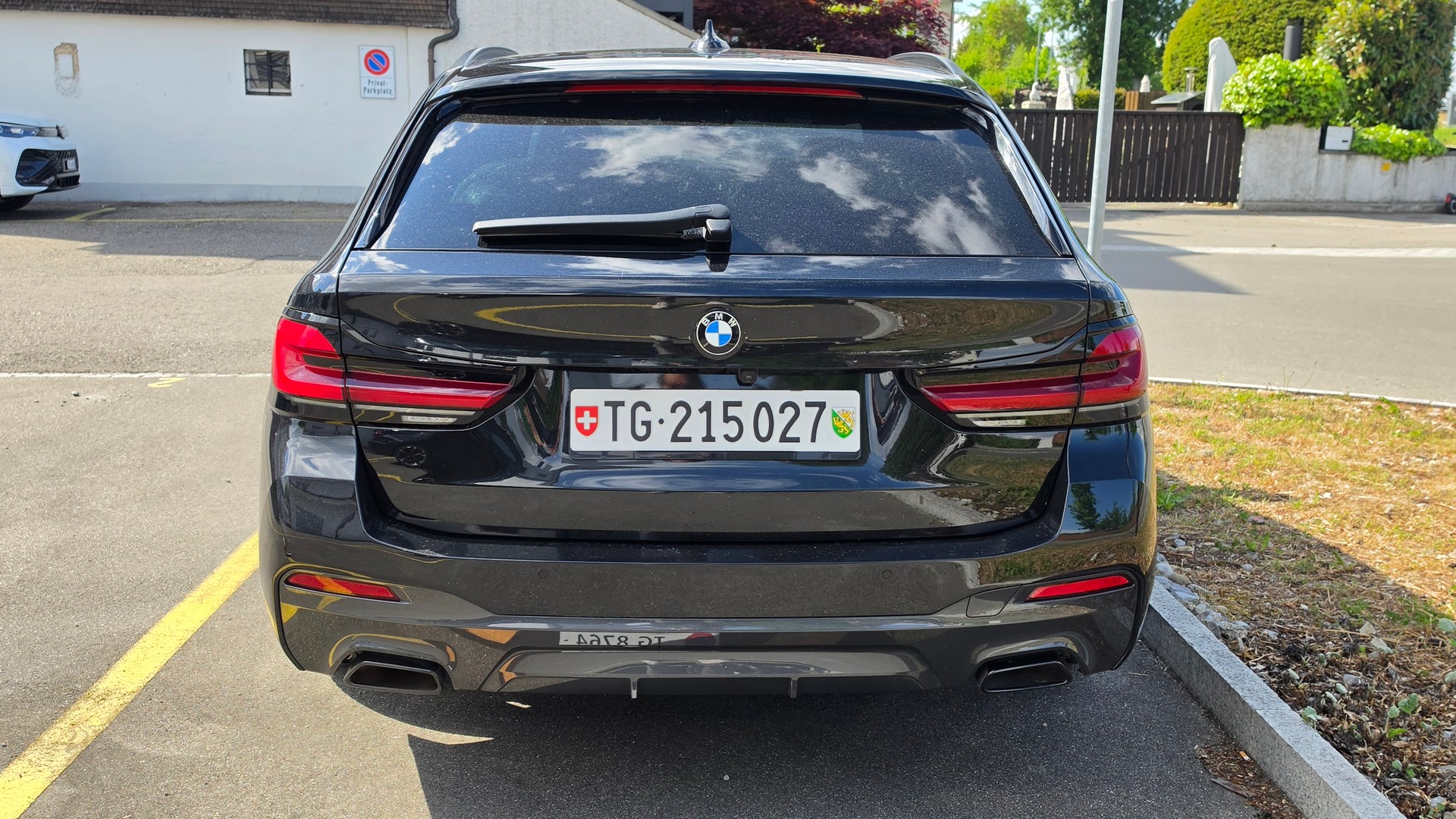 BMW 530e xDrive-image-3