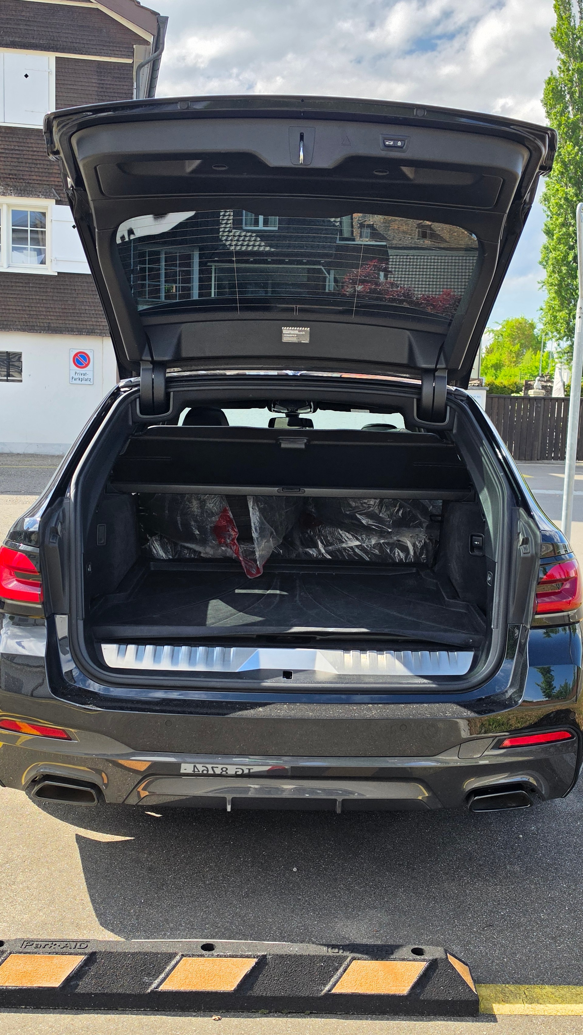 BMW 530e xDrive-image-4