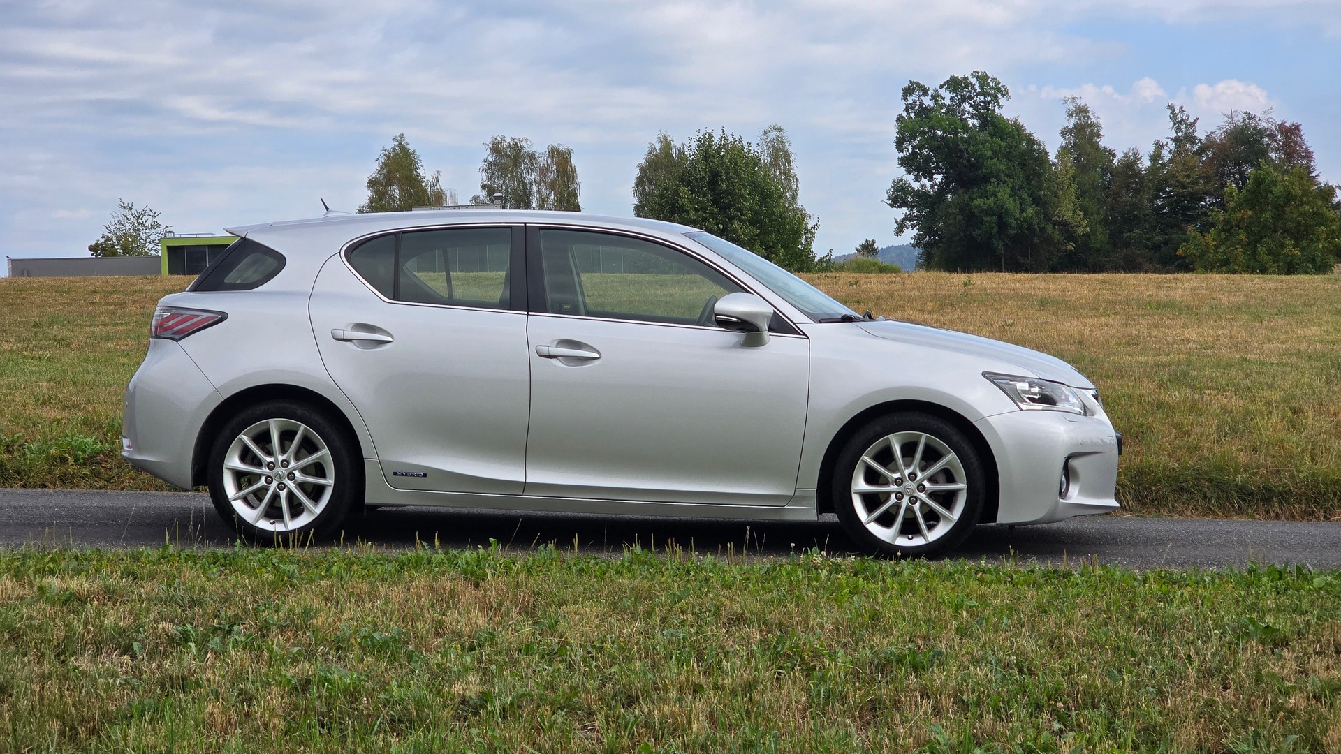 LEXUS CT 200h 1.8 excellence CVT-image-6