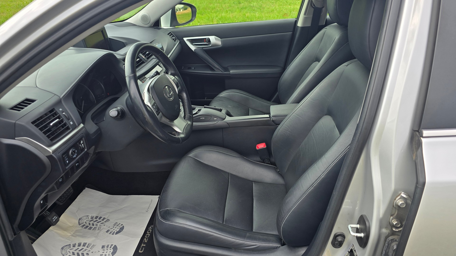 LEXUS CT 200h 1.8 excellence CVT-image-12