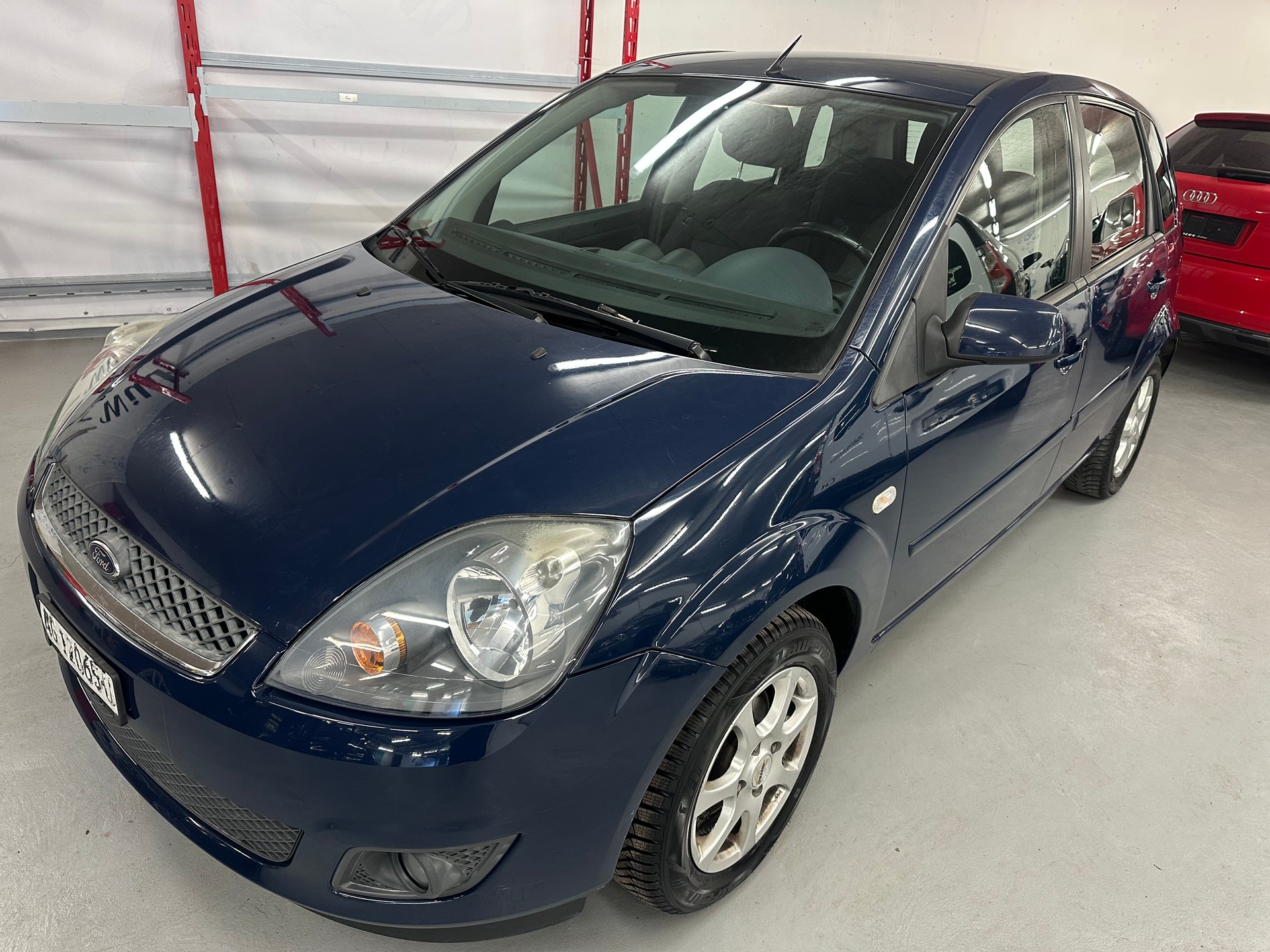 FORD Fiesta 1.4 16V Ambiente-image-1