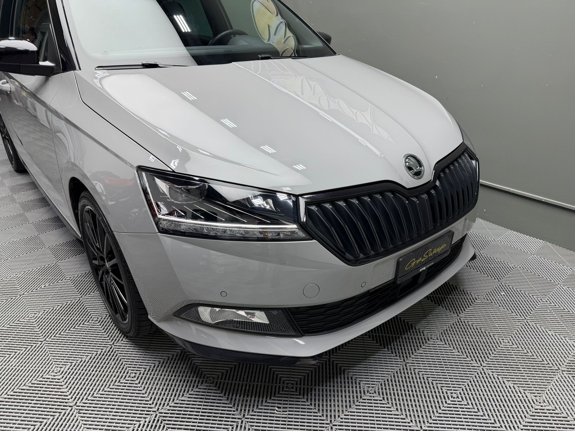 SKODA Fabia 1.0 TSI Monte Carlo DSG-showroom-element-2