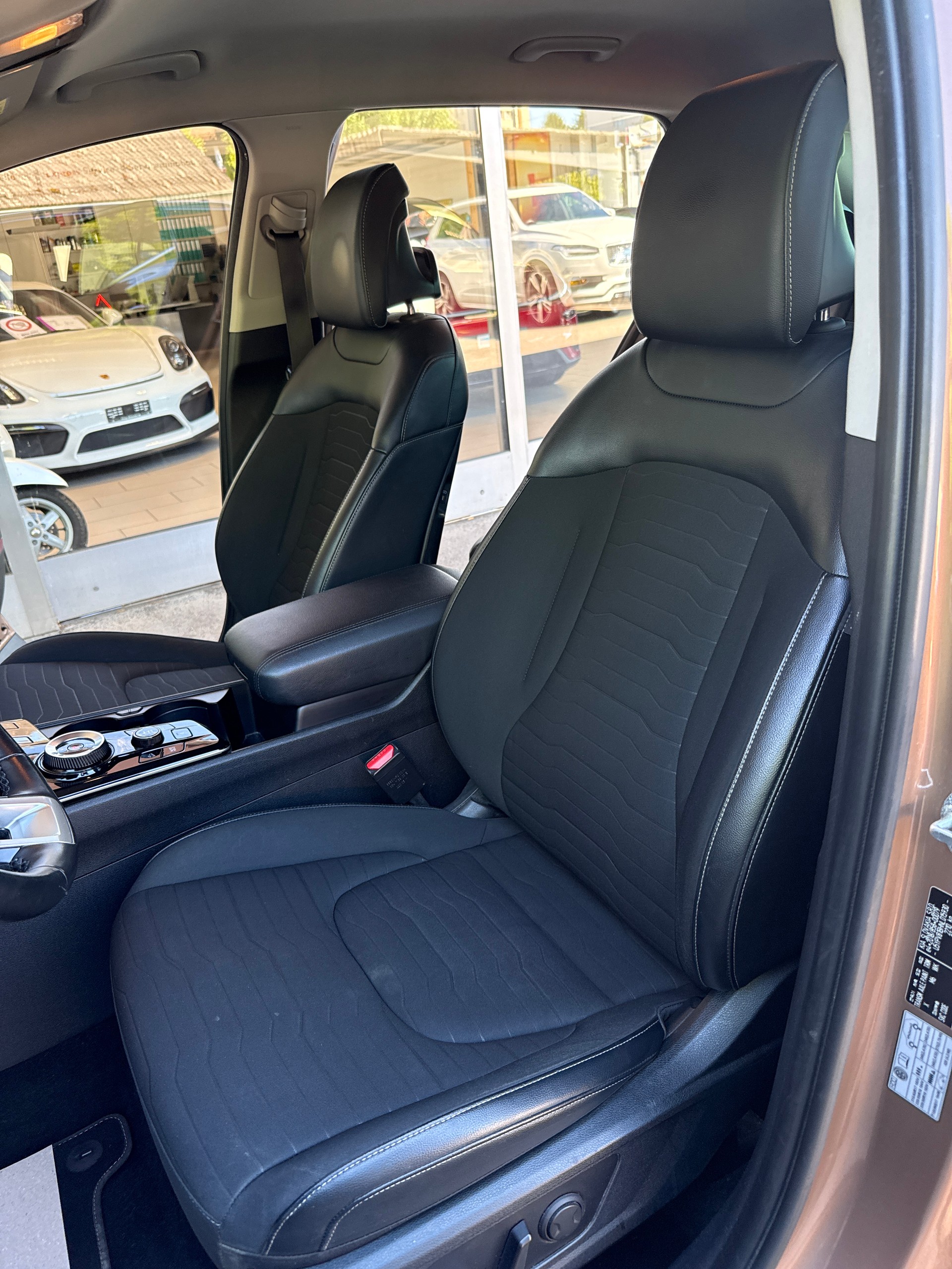 KIA Sportage 1.6T-GDi MHEV Style 4x4 7DCT-image-12