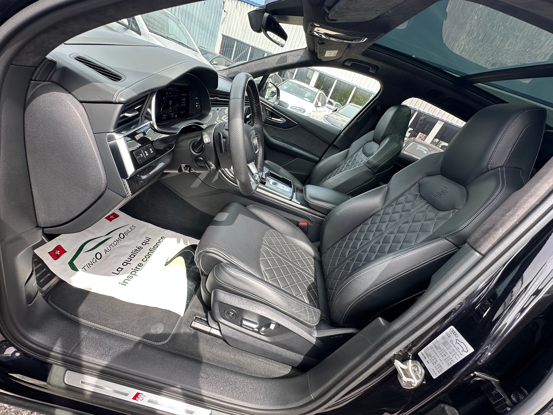 AUDI SQ7 4.0 TDI quattro tiptronic-image-24