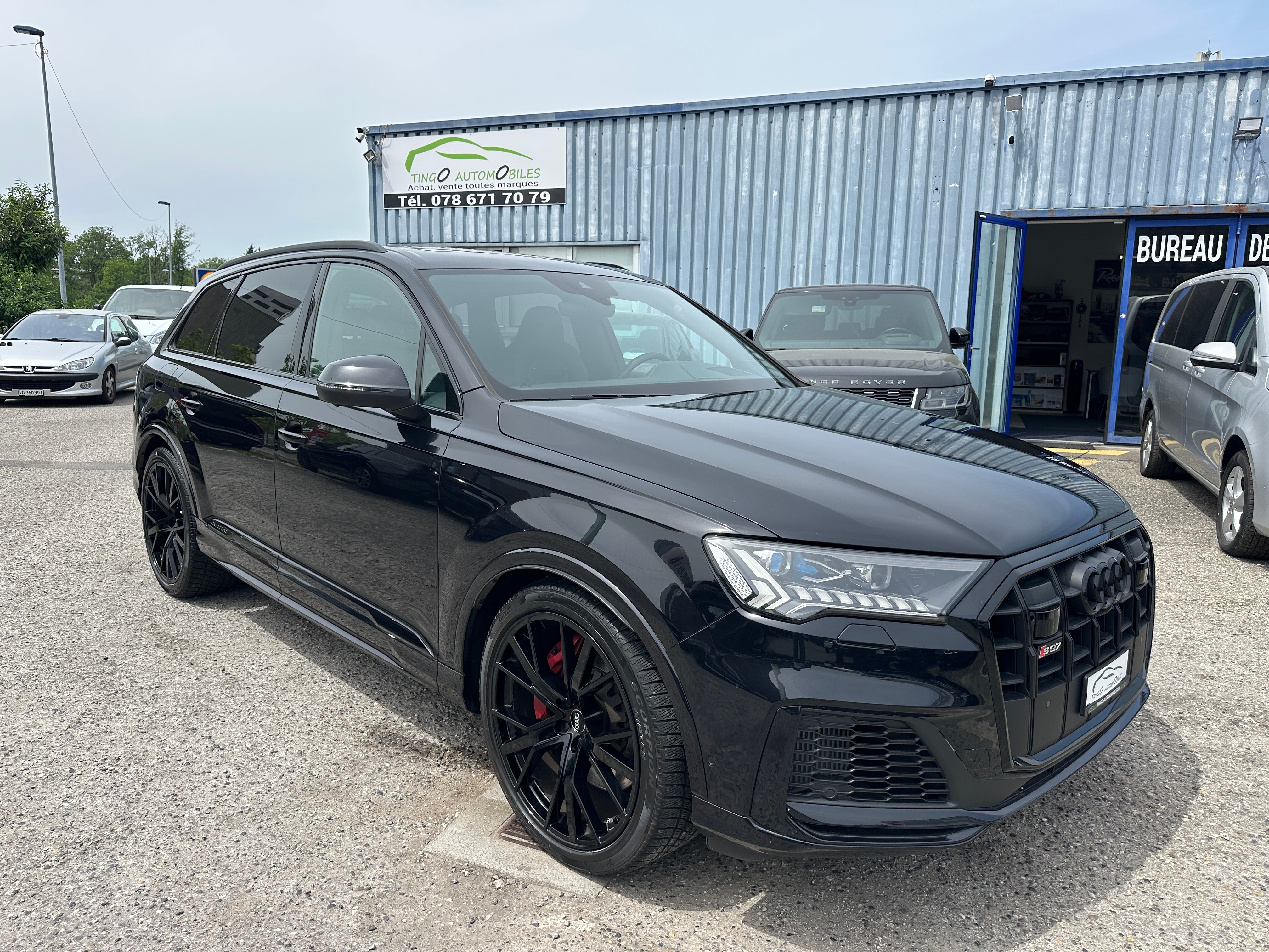 Car photo