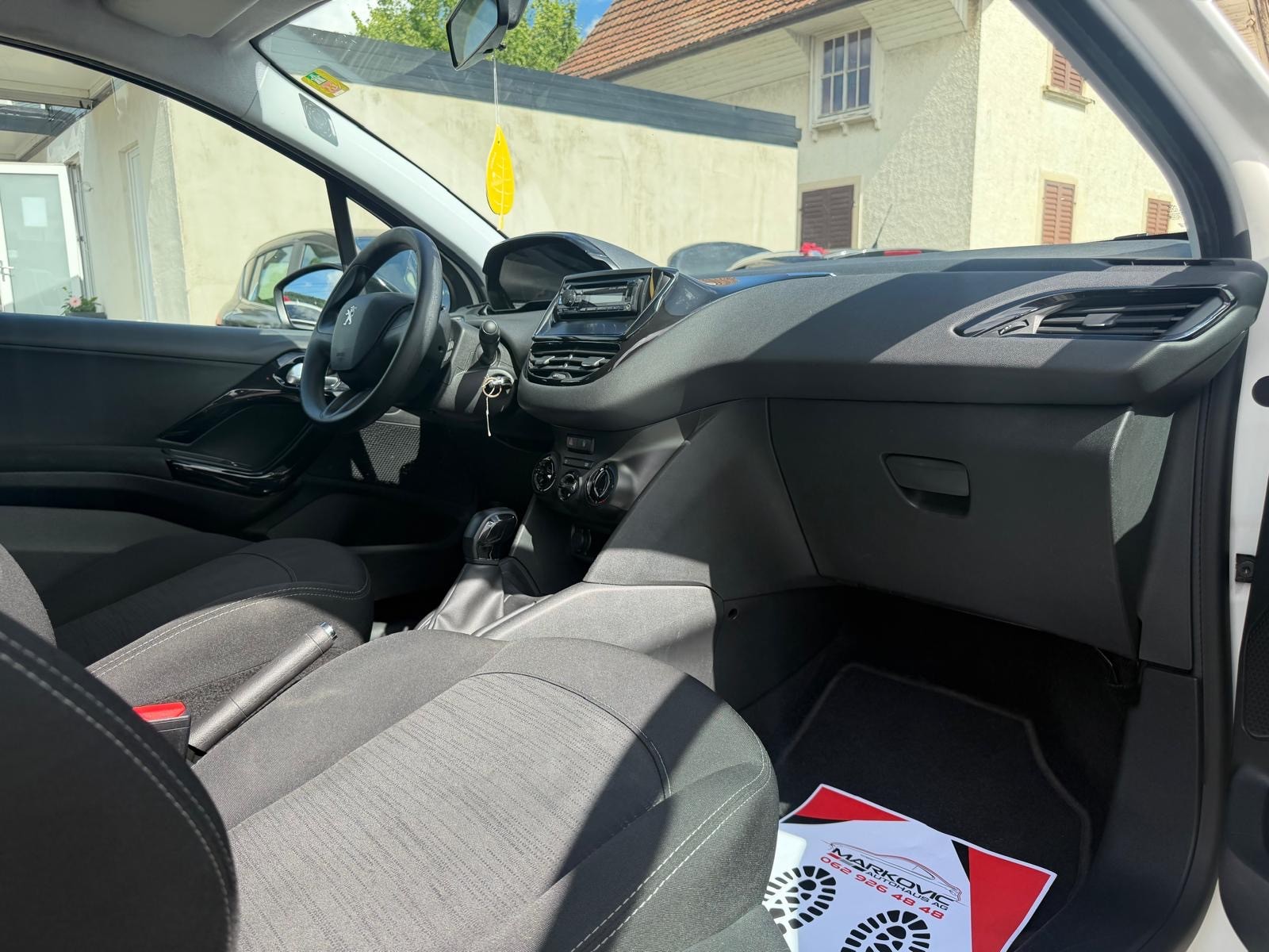 PEUGEOT 208 1.0 VTi Access-image-5