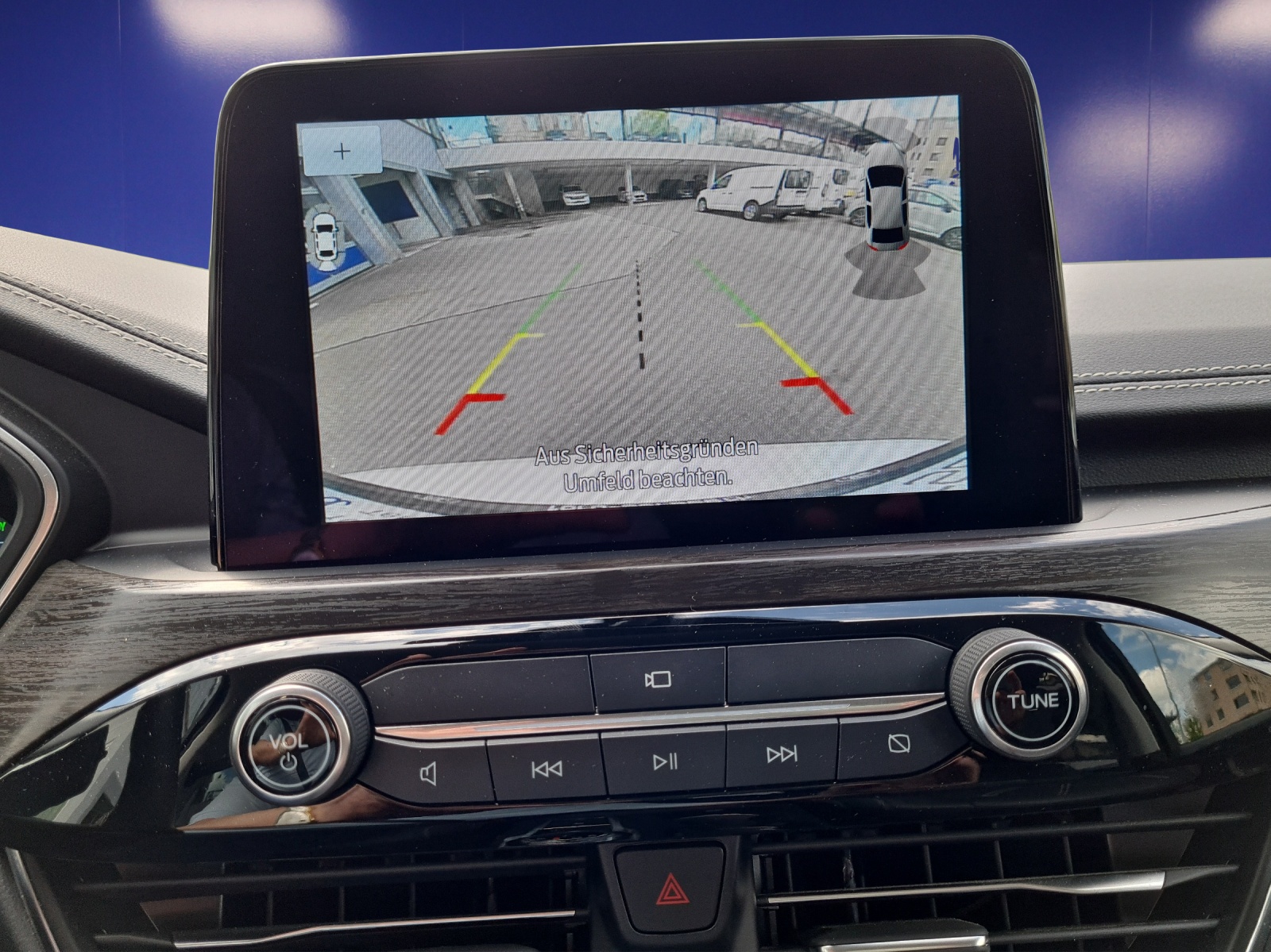 FORD Kuga 2.5i PHEV Plug-in-HYBRID 225 PS VIGNALE AUTOMAT-image-10