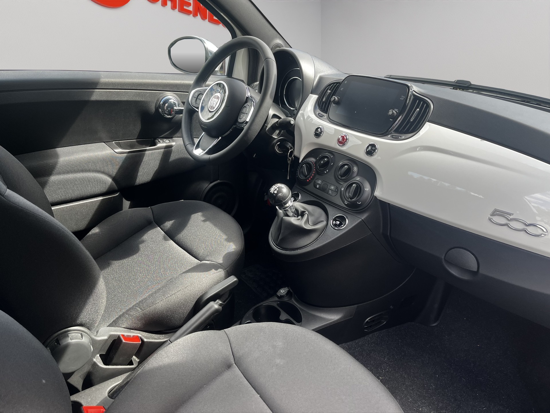 FIAT 500C 1.0 N3 MildHybrid Swiss Edition-image-5