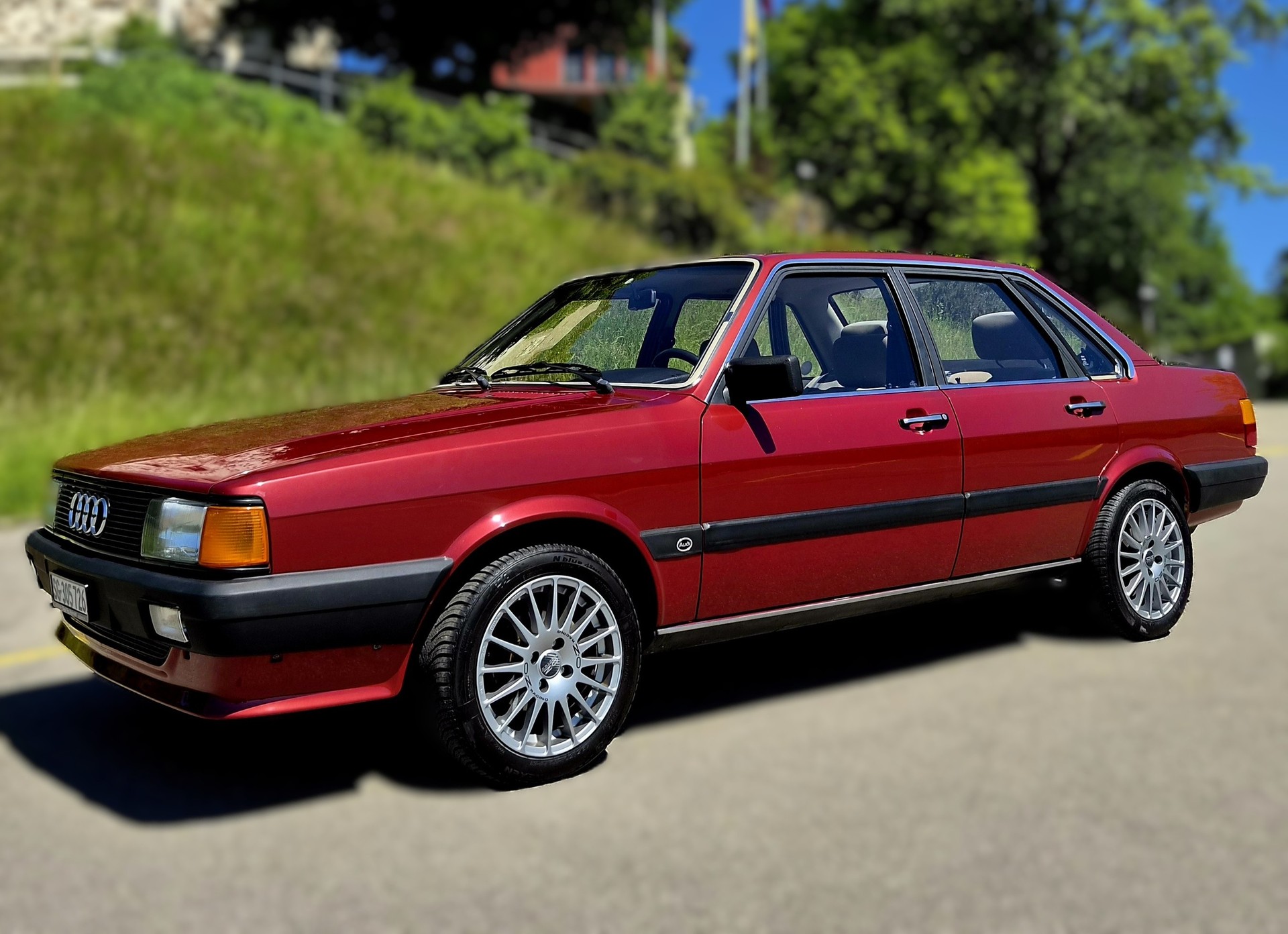 AUDI 80 1.8 CD - AUTOMATIK-image-0