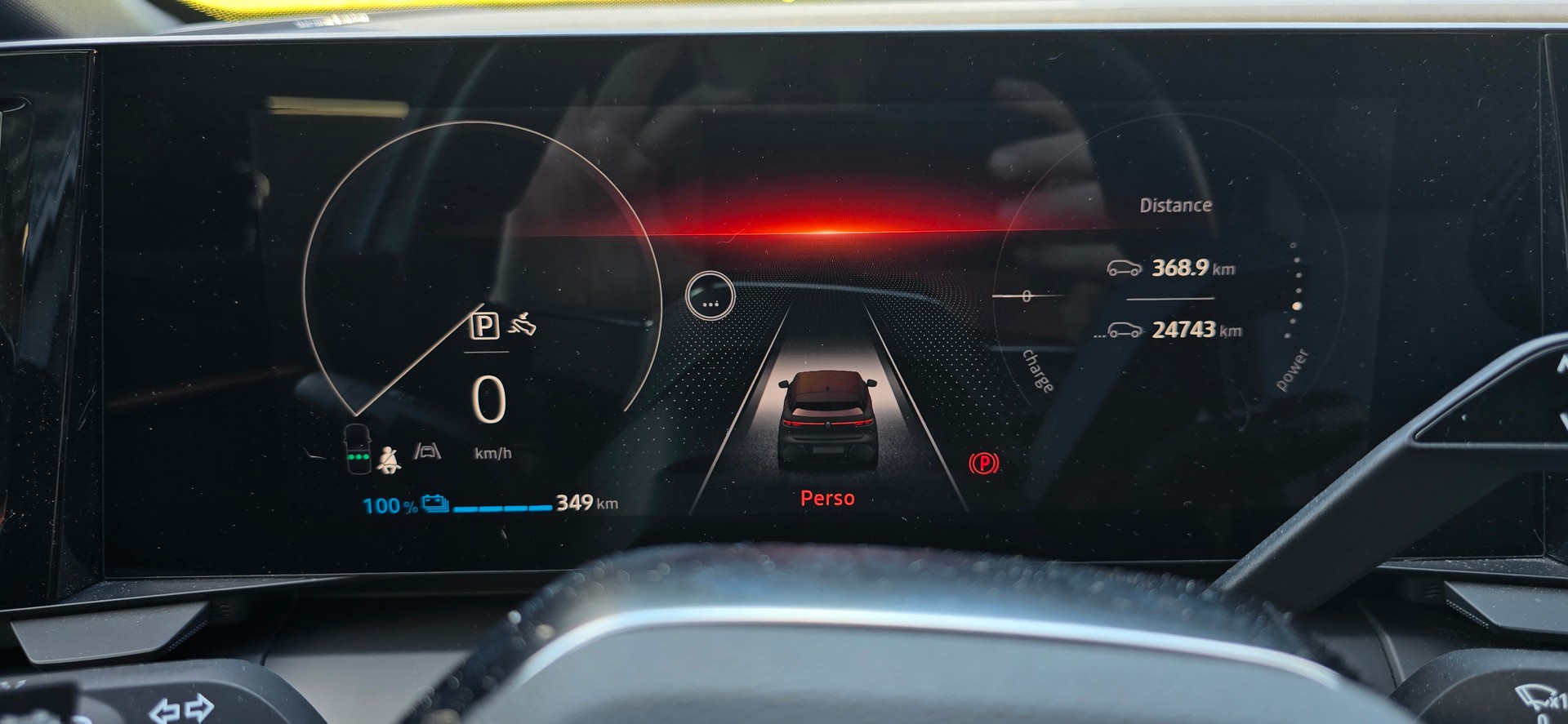 RENAULT E-TECH EV60 Techno-image-5