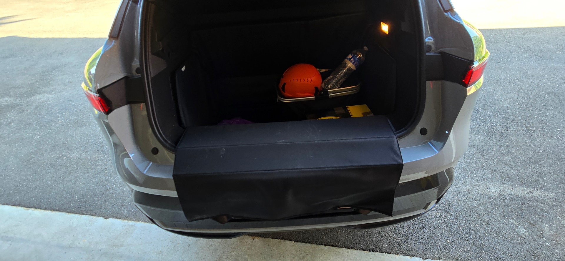 RENAULT E-TECH EV60 Techno-image-1
