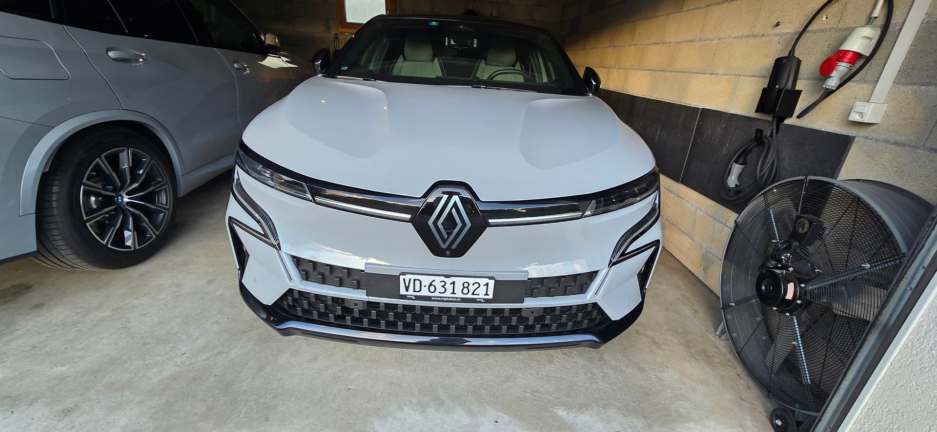 RENAULT E-TECH EV60 Techno-image-0