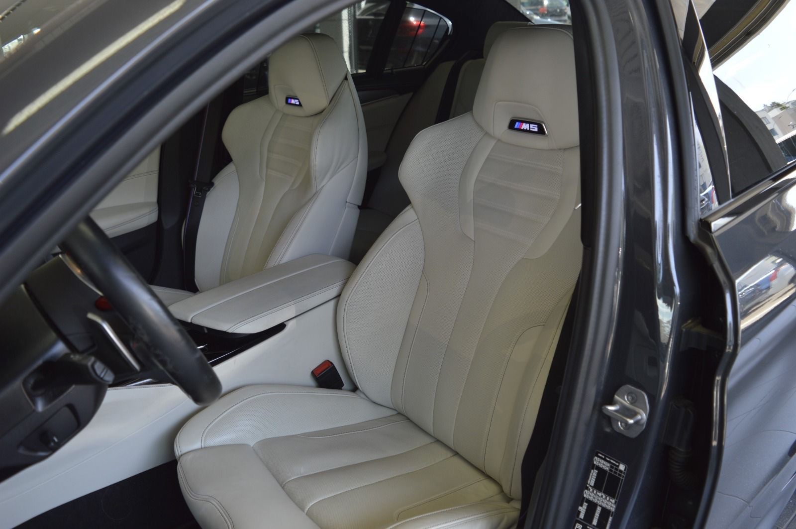BMW M5 xDrive Competition Drivelogic-image-13