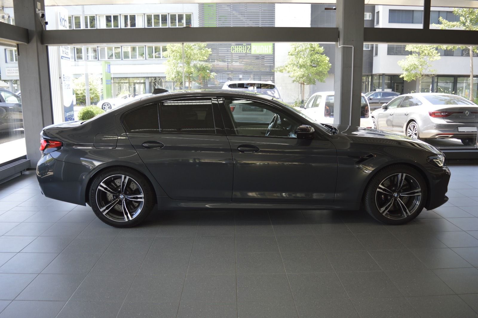 BMW M5 xDrive Competition Drivelogic-image-5