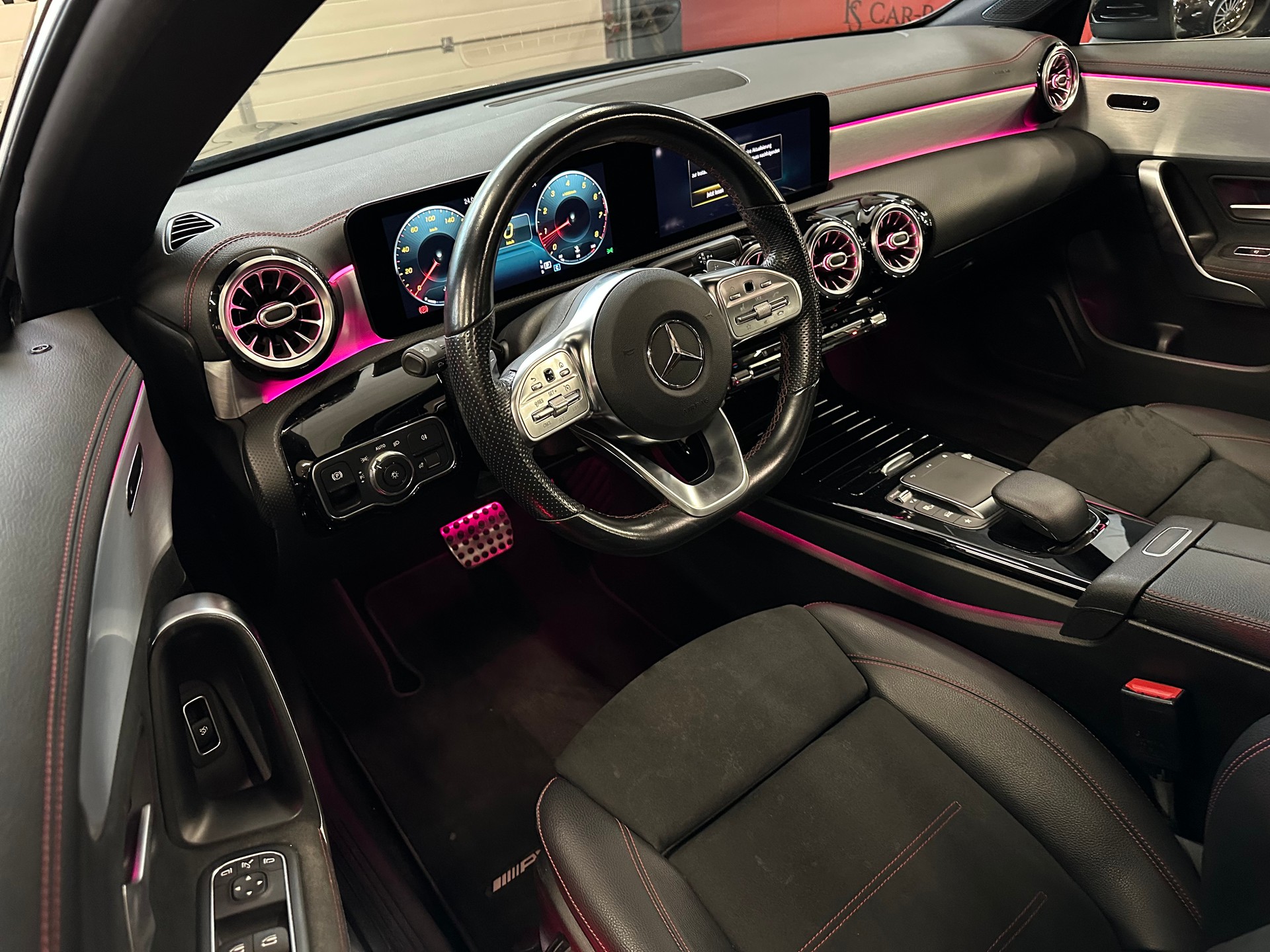 MERCEDES-BENZ CLA 220 AMG Line 7G-DCT 4Matic-image-8