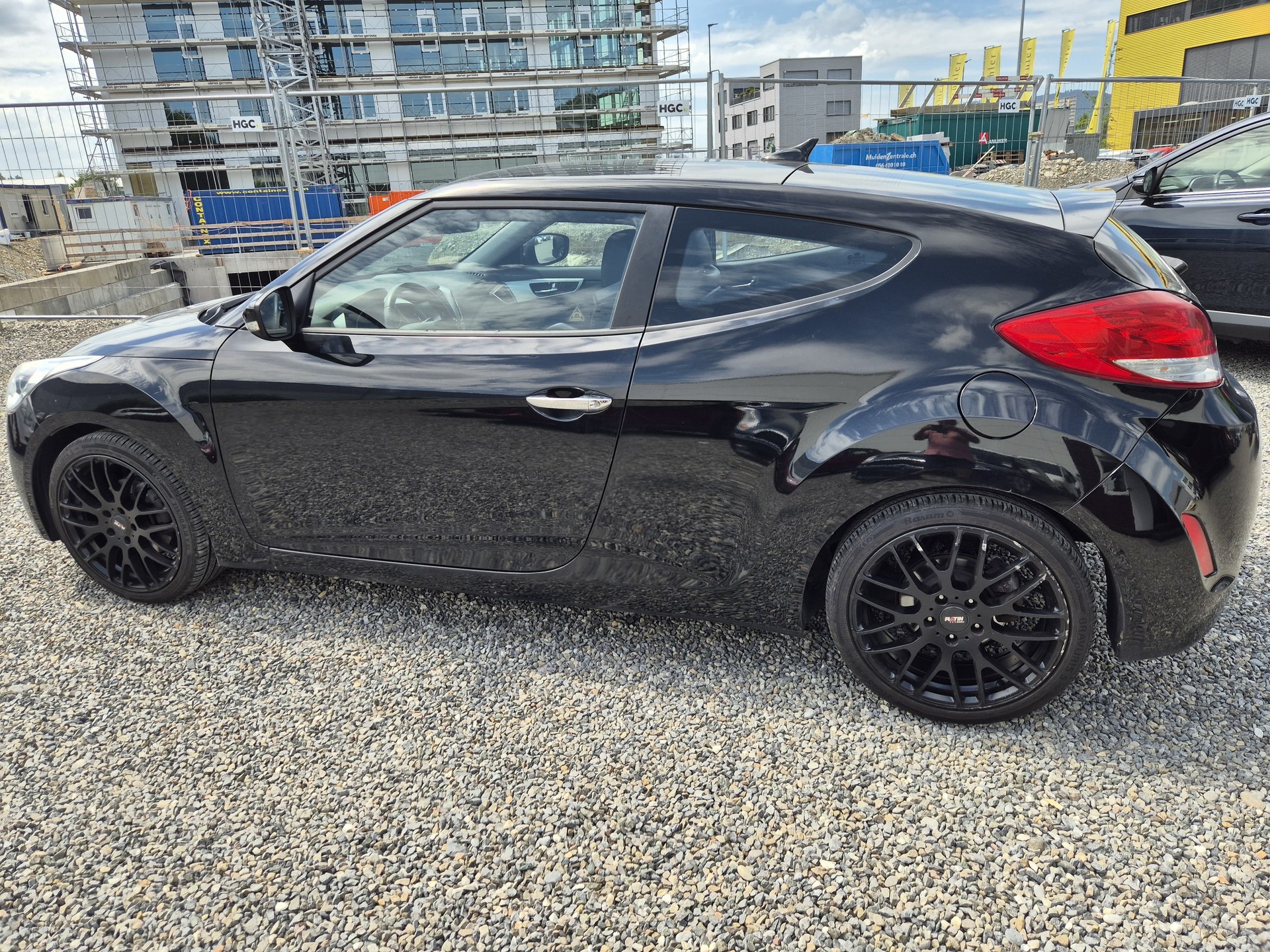 HYUNDAI Veloster 1.6 GDI-image-2