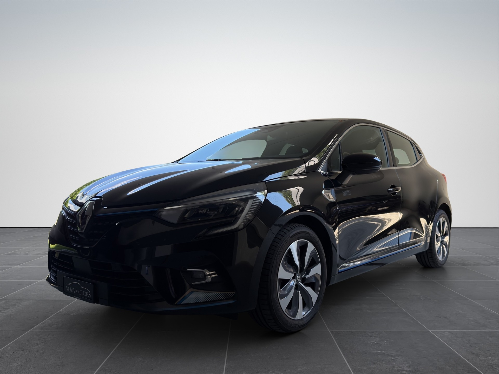 RENAULT Clio 1.6 E-Tech Edition One-image-0