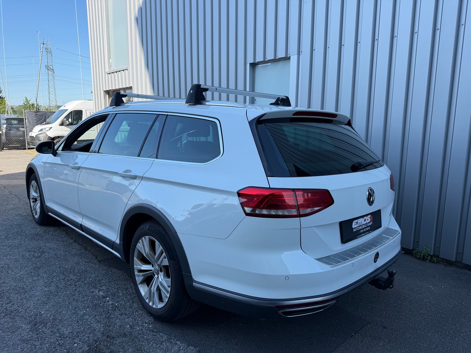 VW Passat Alltrack 2.0 TDI BMT 4Motion DSG-image-5