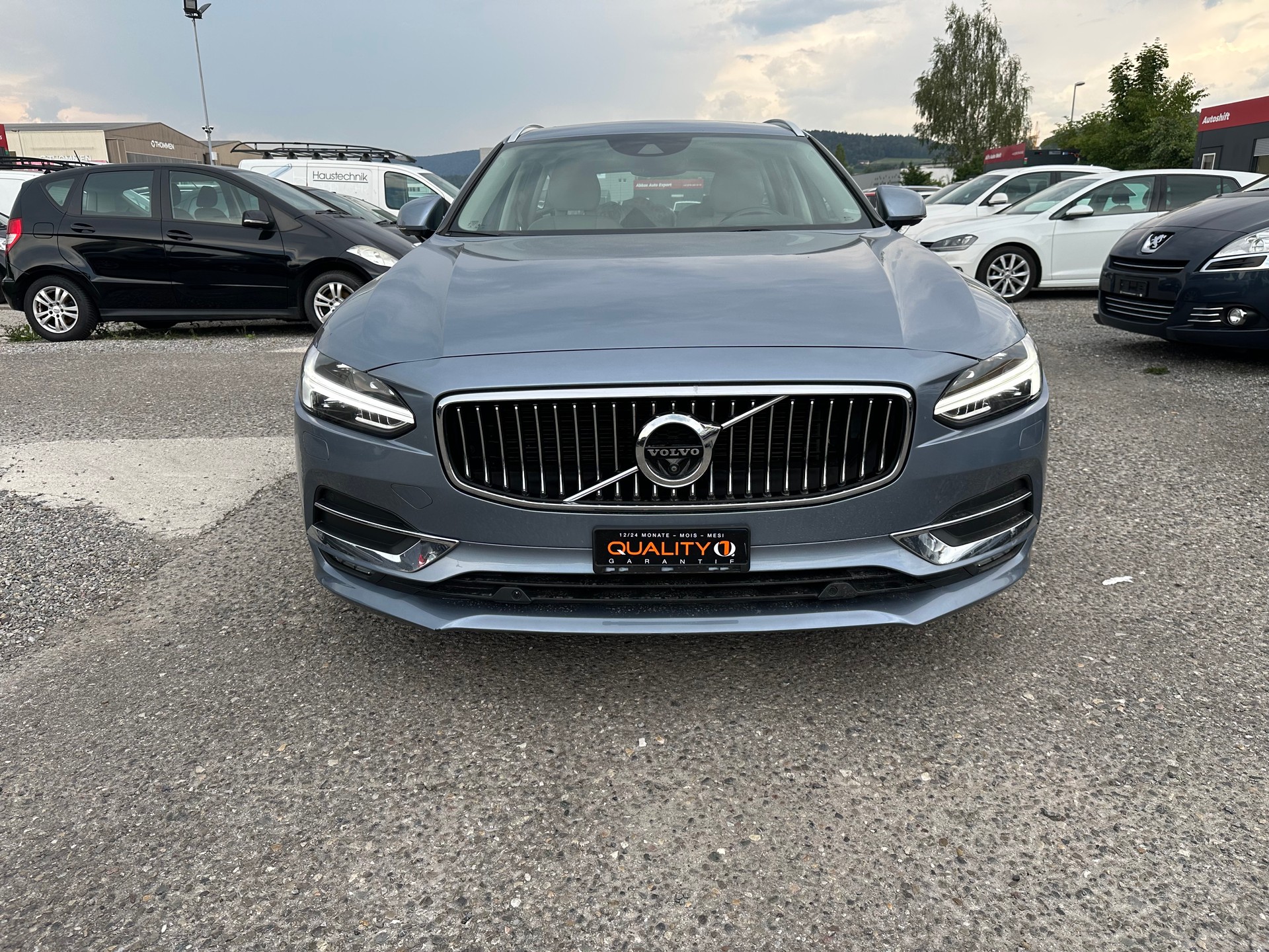 VOLVO V90 D5 AWD Inscription Geartronic Powerpulse-image-0