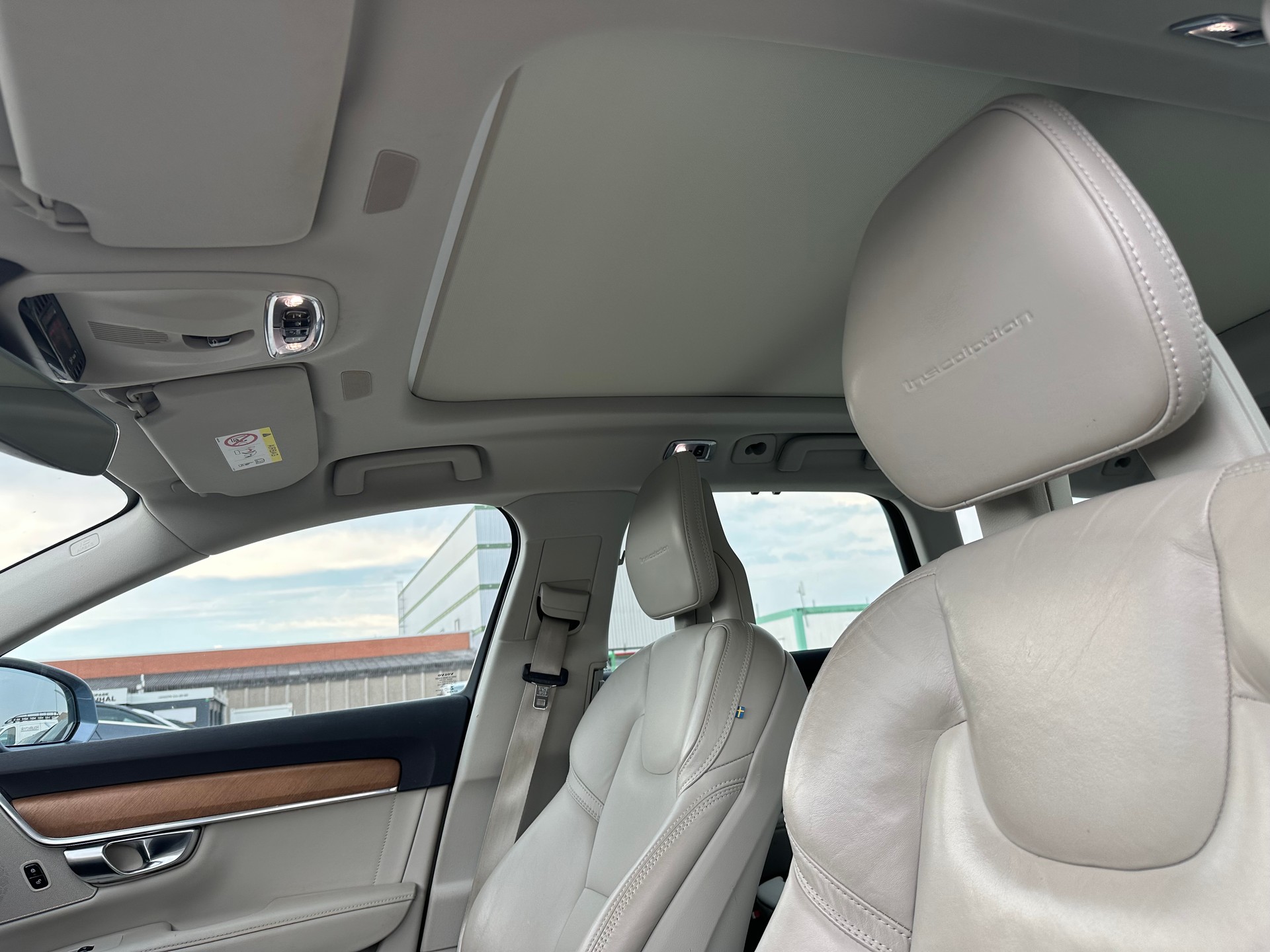 VOLVO V90 D5 AWD Inscription Geartronic Powerpulse-image-10