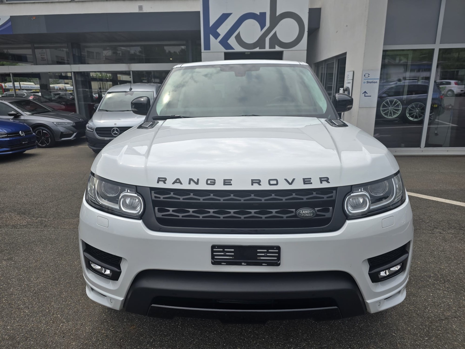 LAND ROVER Range Rover Sport 3.0 SDV6 SE Automatic-image-1