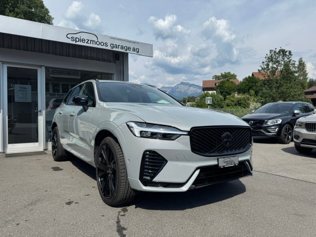 VOLVO XC60 2.0 B5 MH Black Edition AWD-image-0