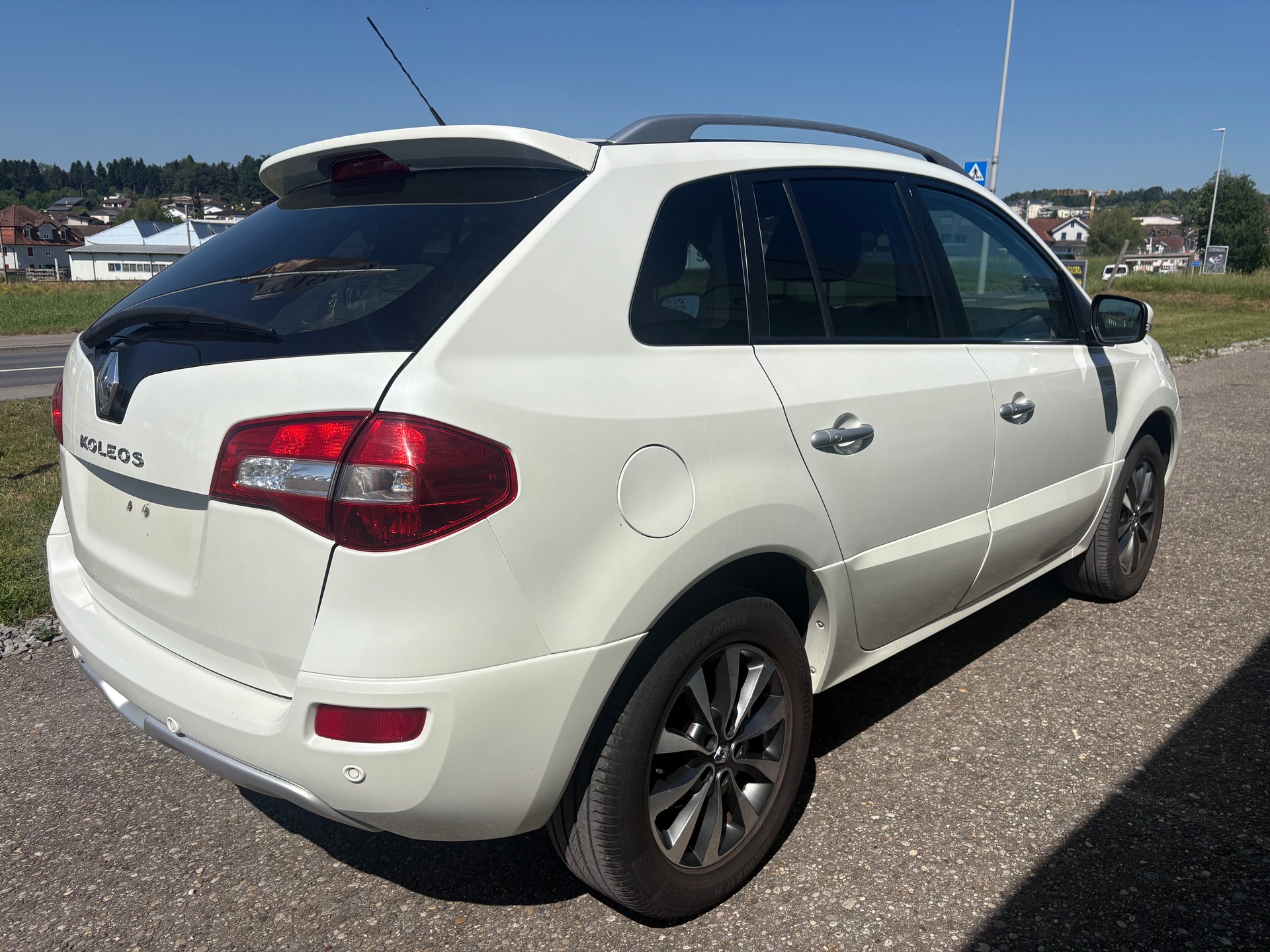 RENAULT Koleos 2.0 dCi Dynamique 4x4-image-3