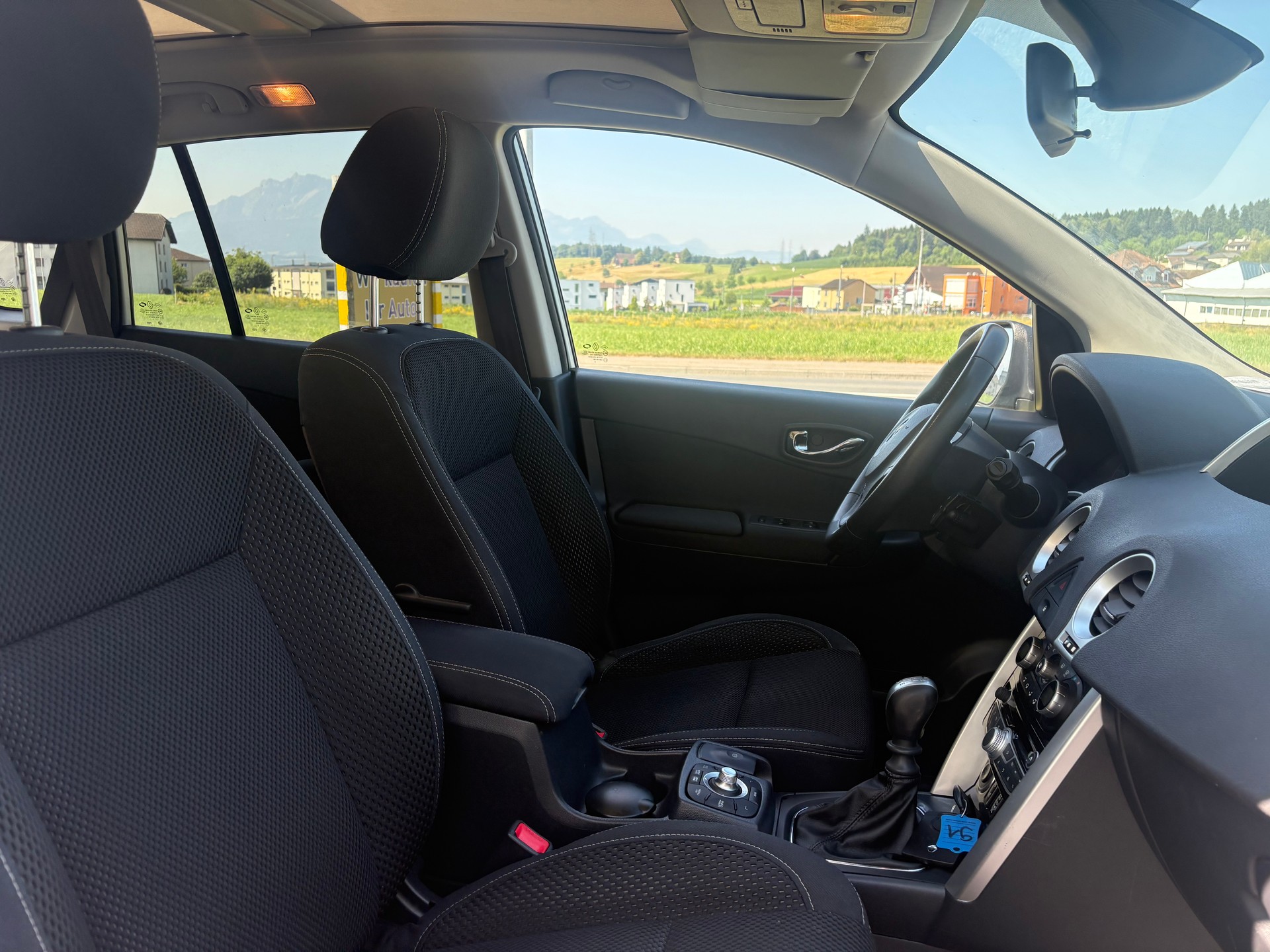 RENAULT Koleos 2.0 dCi Dynamique 4x4-image-13